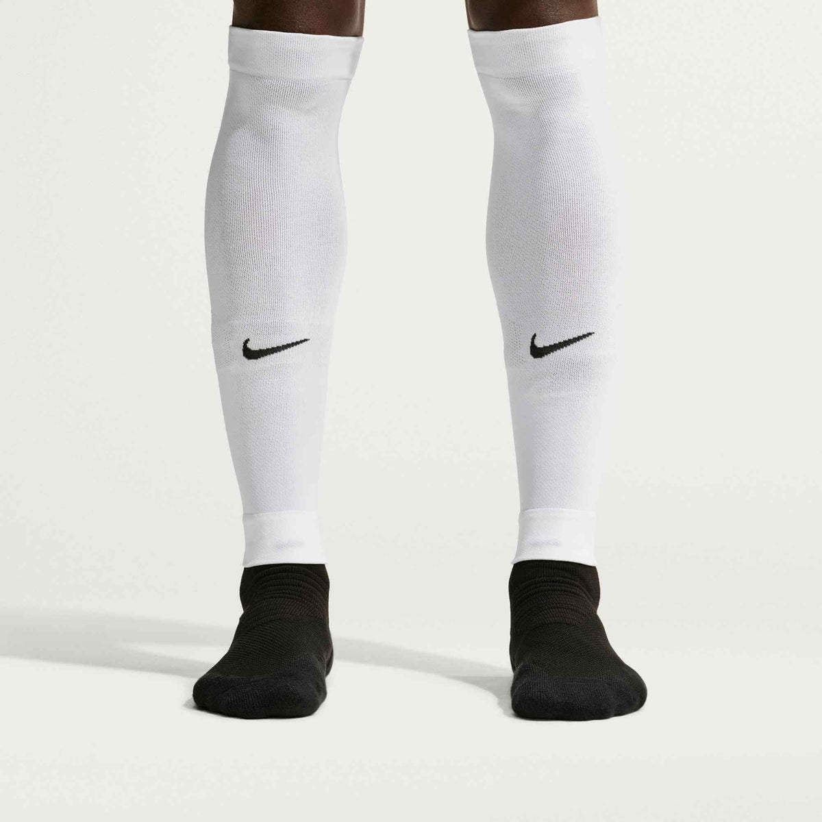 Nike VaporFast Leg-Sleeve White (Model - Front)