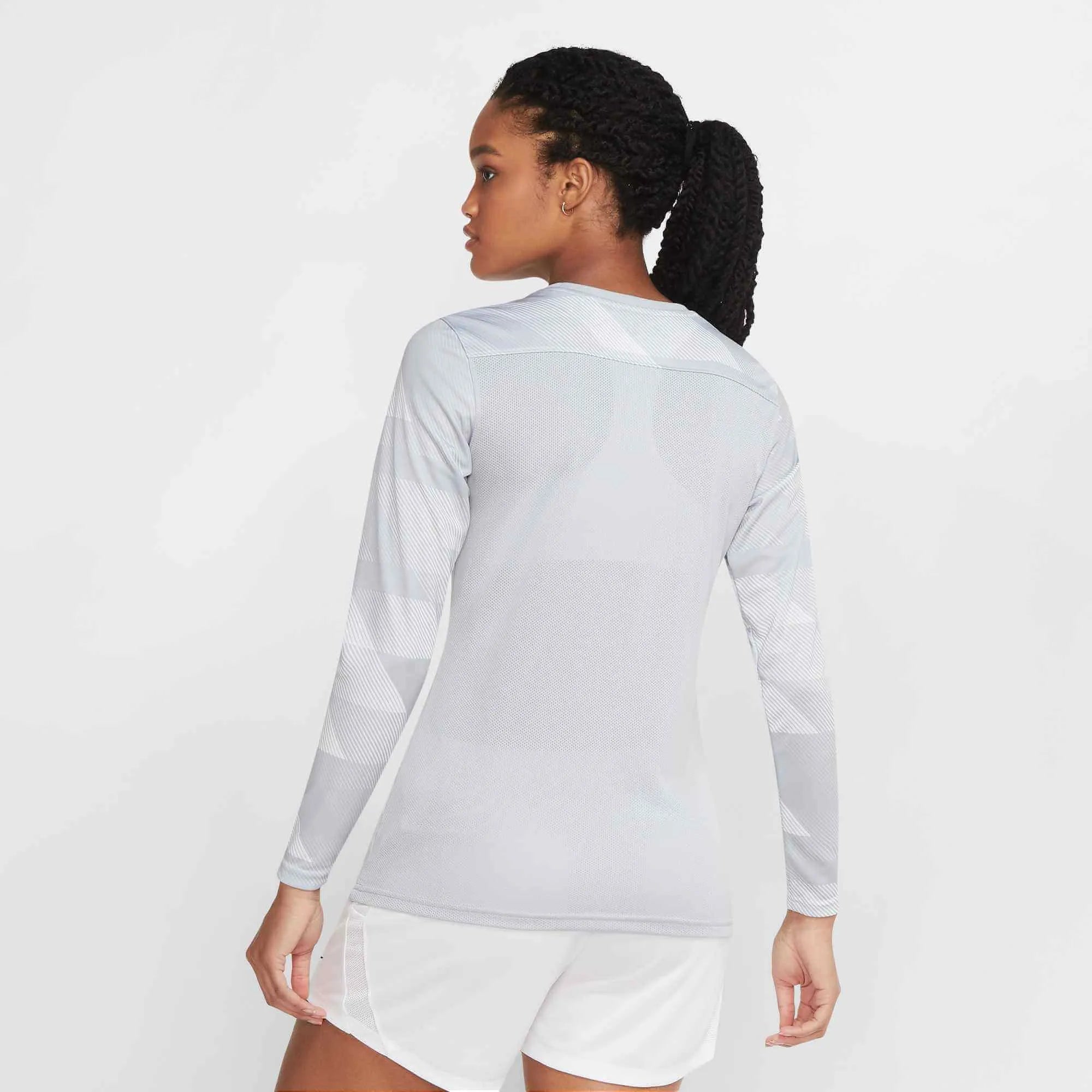 Nike Women's Park IV Goalkeeper Jersey Grey (Model - Back)