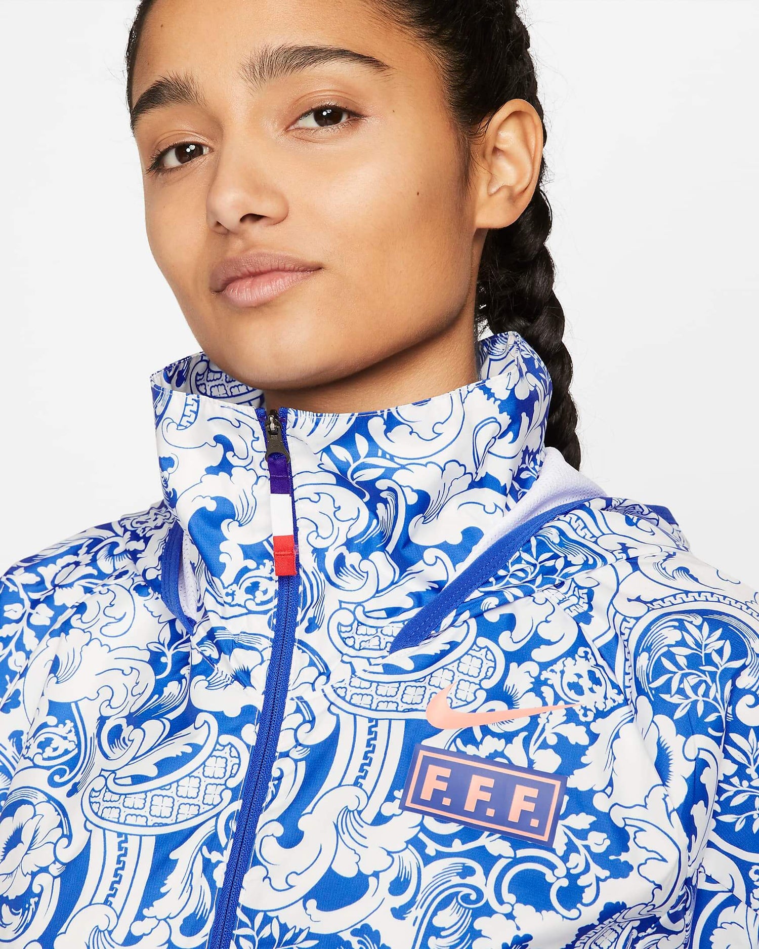 Nike Womens France Jacket (Detail 1)