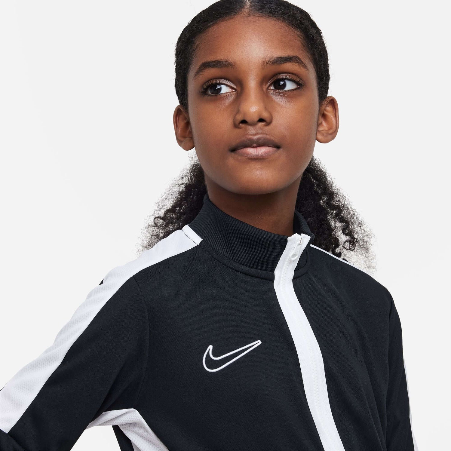 Nike Youth Academy 23 Knit Jacket Black White (Detail 1)
