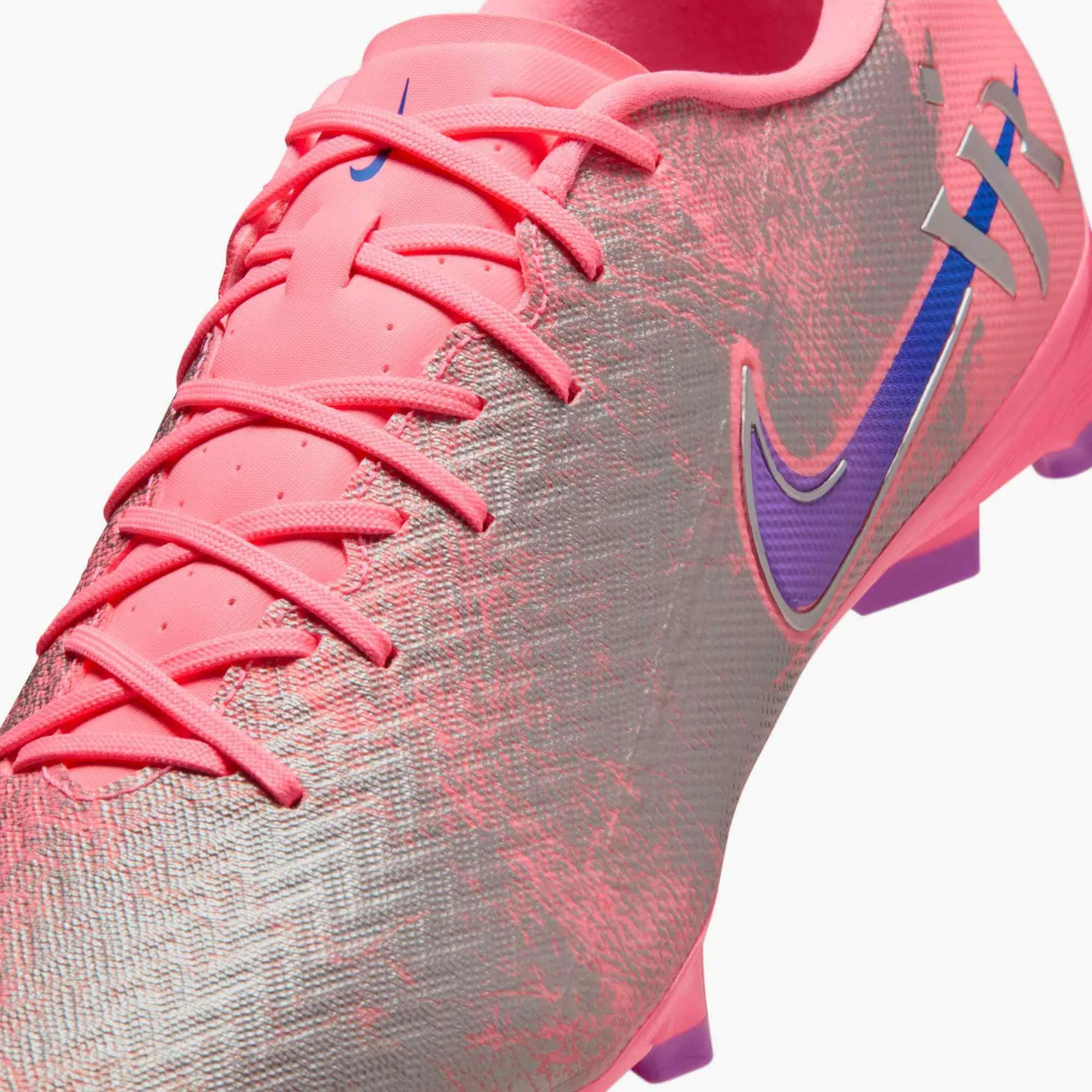 Nike Zoom Vapor 16 Academy Firm/Multi Ground Soccer Cleats - Vini Jr. Player Edition (SP26) (Detail 2)