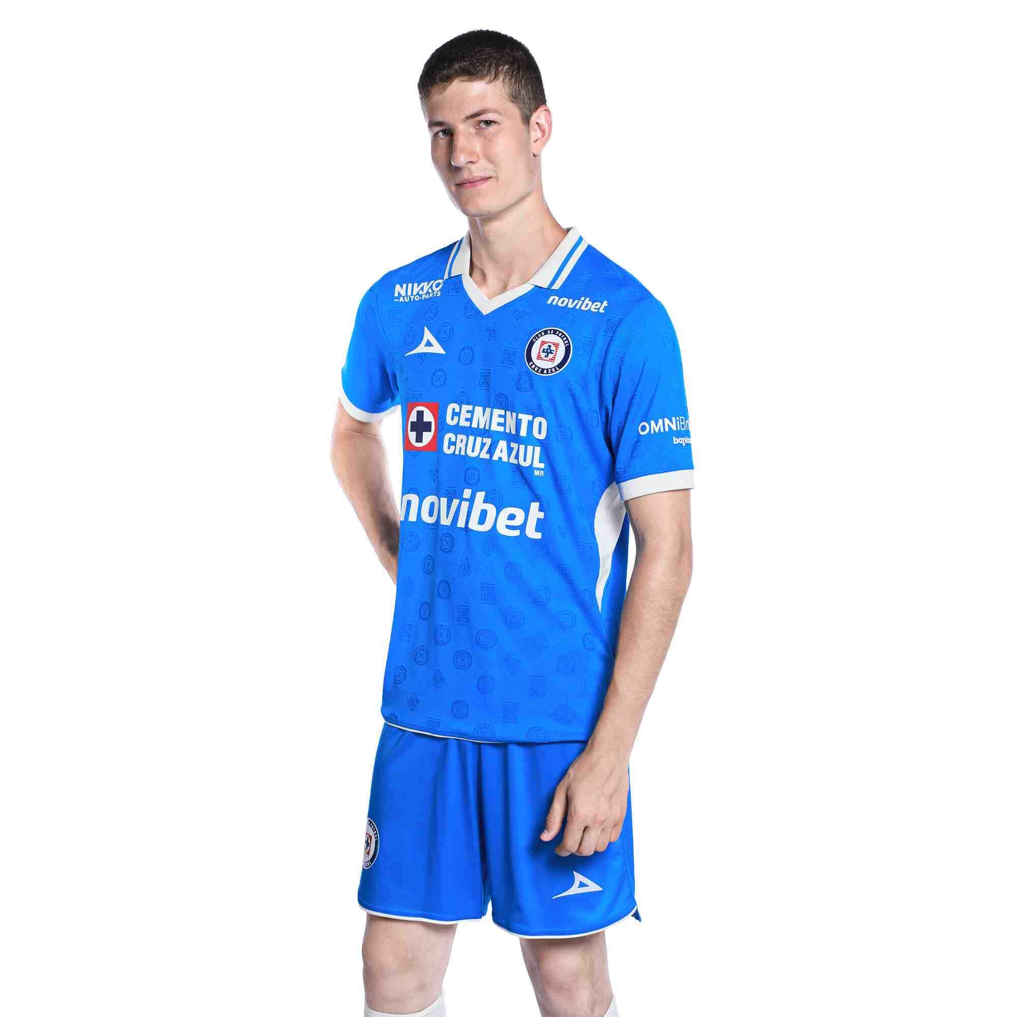 Pirma 2026-27 Cruz Azul Men's Authentic Home Soccer Jersey (Model - Side 2)