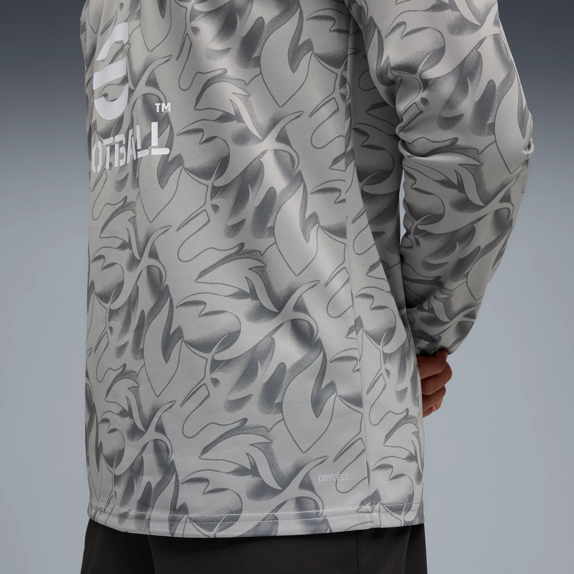 Puma 2025-26 AC Milan Men's 1/4 Zip Training Top (Detail 2)