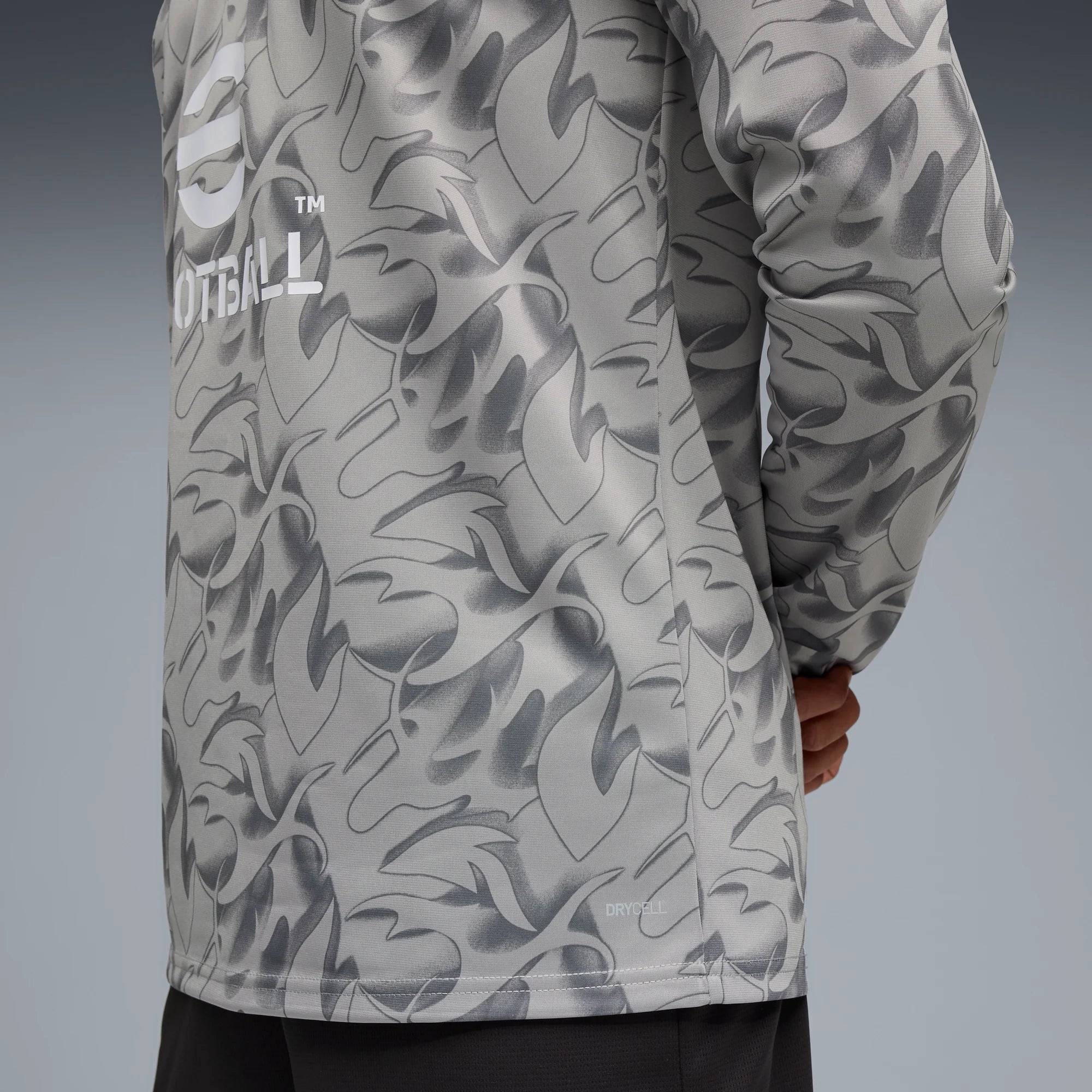 Puma 2025-26 AC Milan Men's 1/4 Zip Training Top (Detail 2)