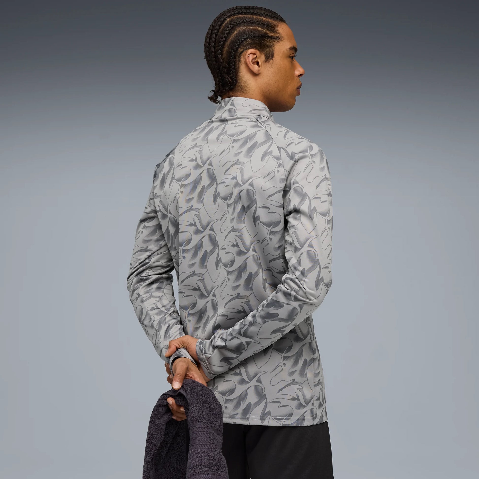 Puma 2025-26 AC Milan Men's 1/4 Zip Training Top (Model - Back)