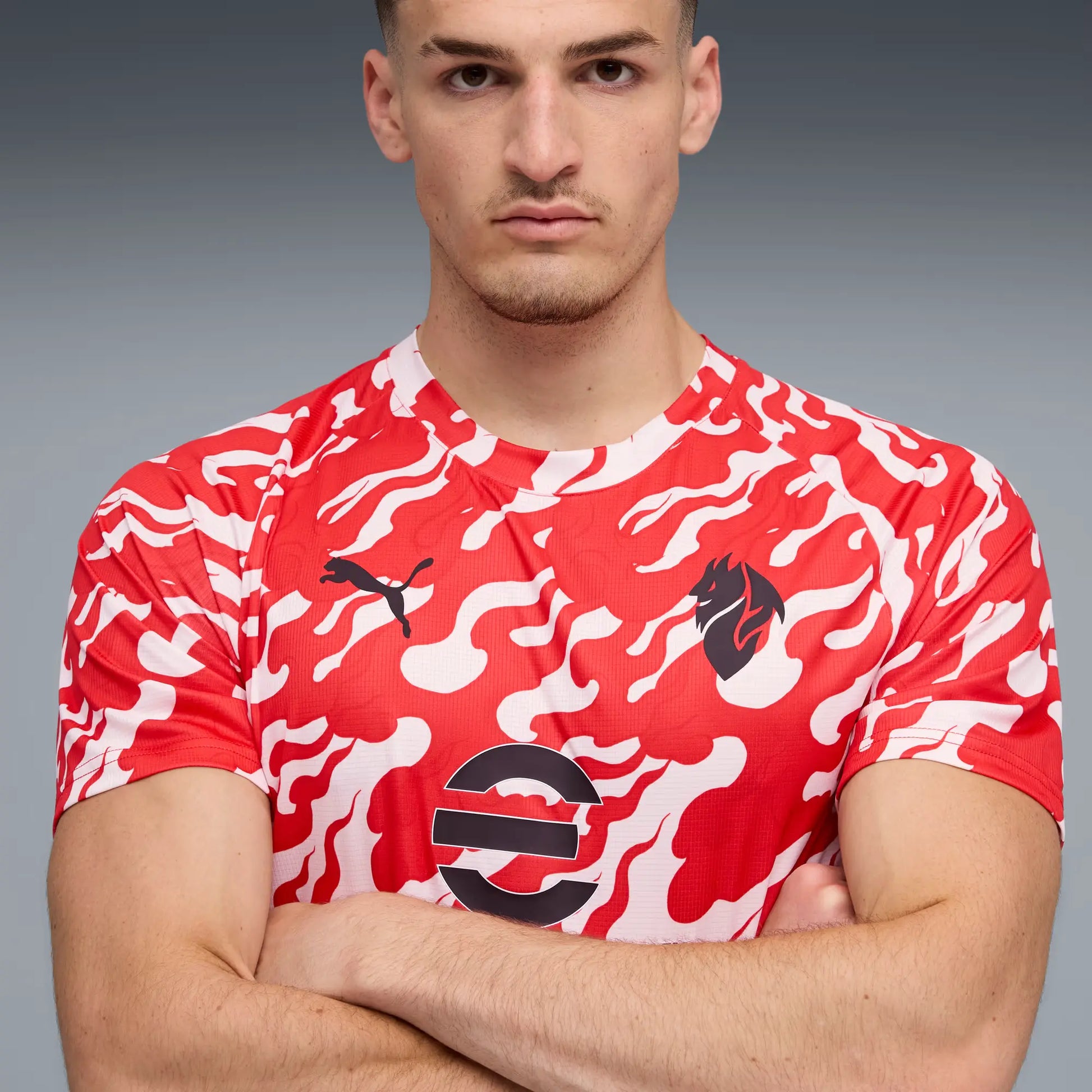 Puma 2025-26 AC Milan Men's Pre-Match Soccer Jersey (Detail 1)