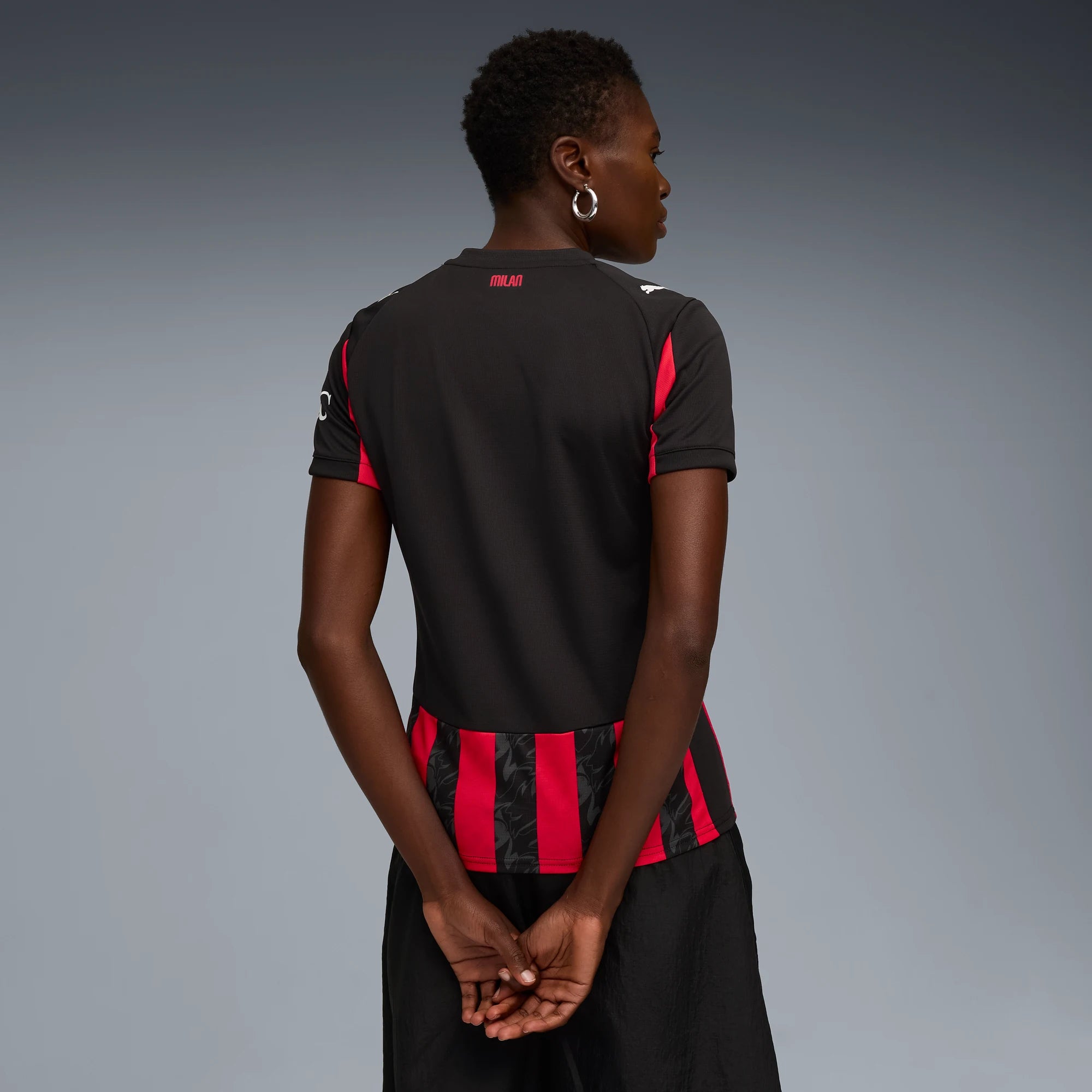 Puma 2025-26 AC Milan Women's Stadium Home Soccer Jersey (Model - Back)