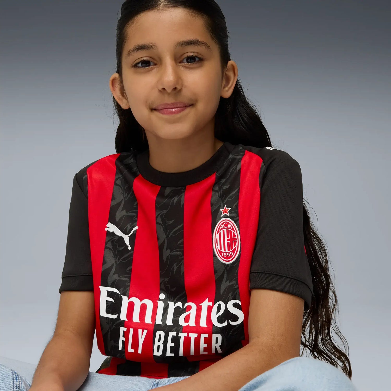 Puma 2025-26 AC Milan Youth Stadium Home Soccer Jersey (Detail 1)