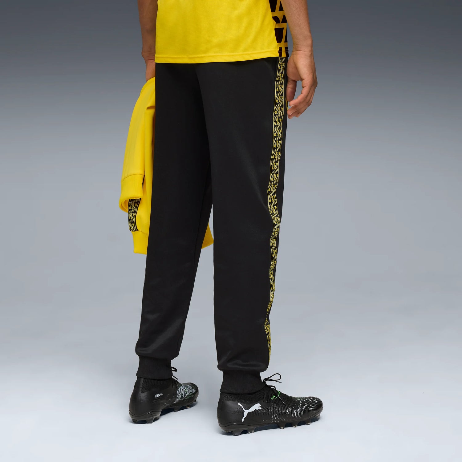 Puma 2025-26 Borussia Dortmund Men's King Anthem Pants (Model - Back)