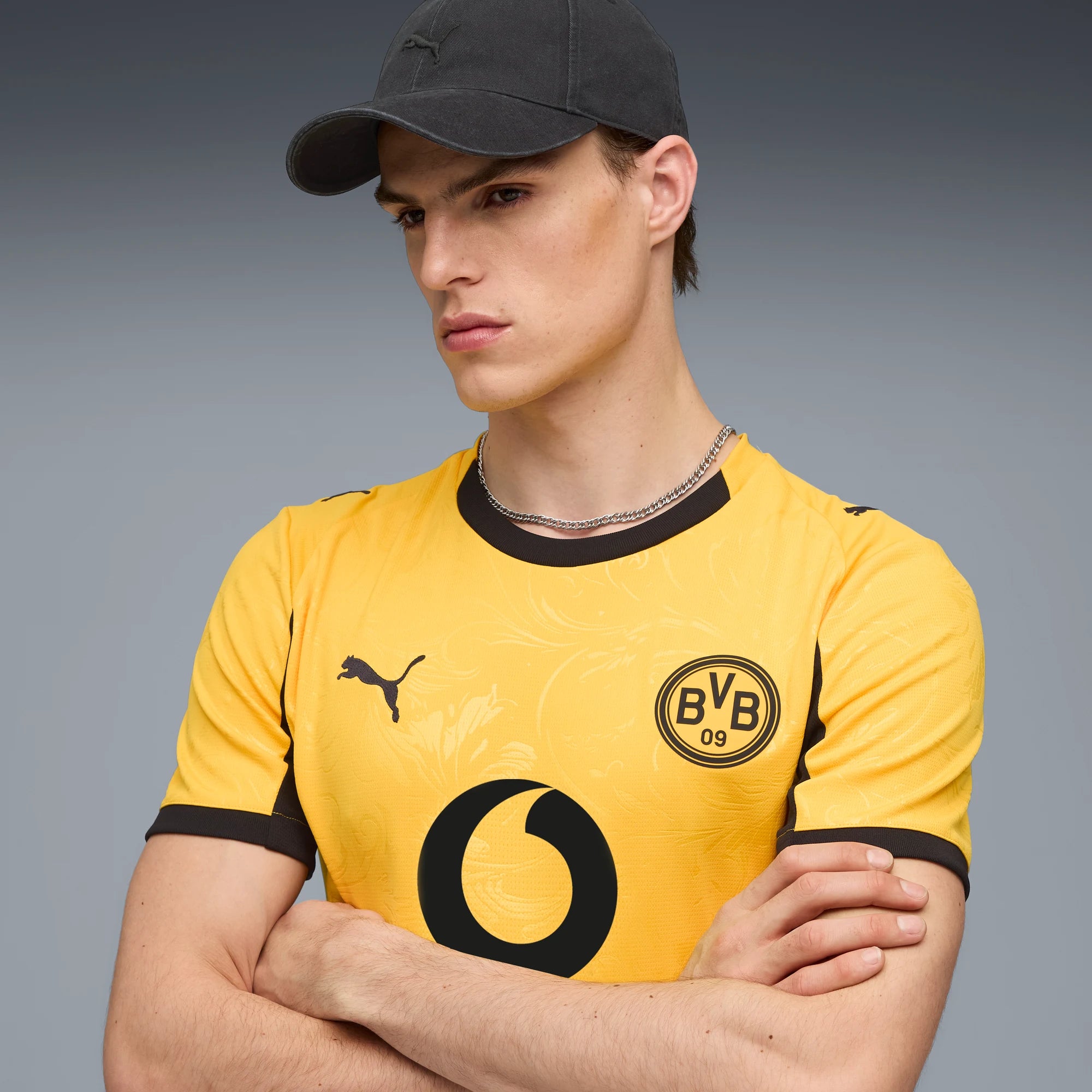 Puma 2025-26 Borussia Dortmund Men's Stadium Cup Soccer Jersey (Detail 1)