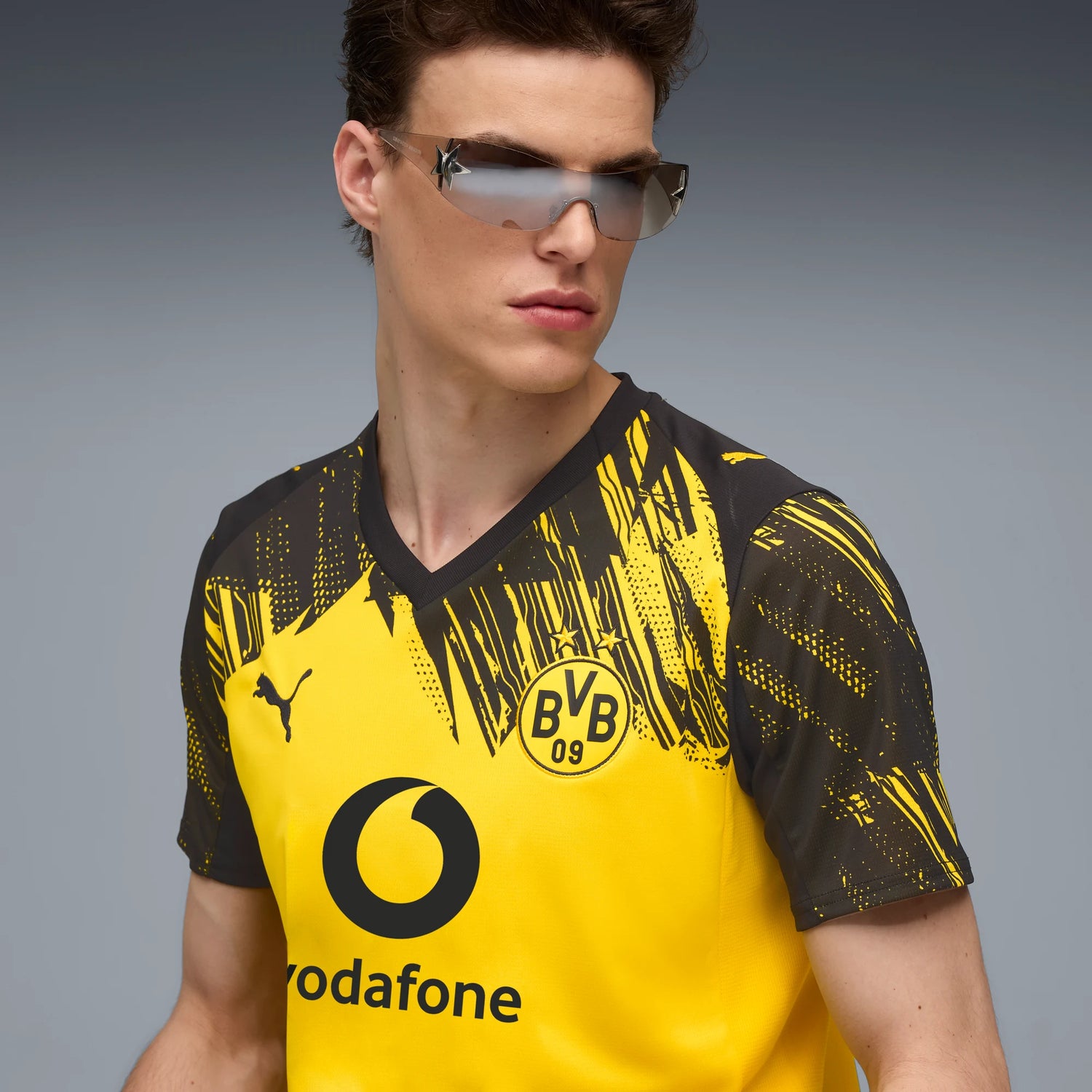 Puma 2025-26 Borussia Dortmund Men's Stadium Home Soccer Jersey (Detail 1)