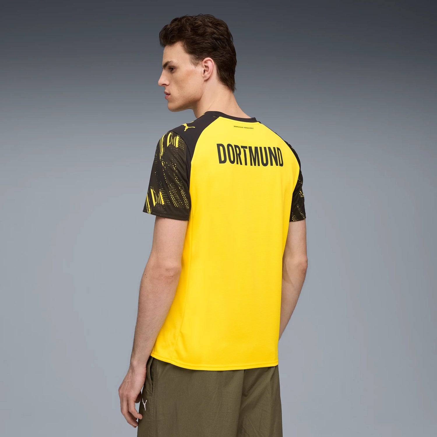 Puma 2025-26 Borussia Dortmund Men's Stadium Home Soccer Jersey (Model - Back)