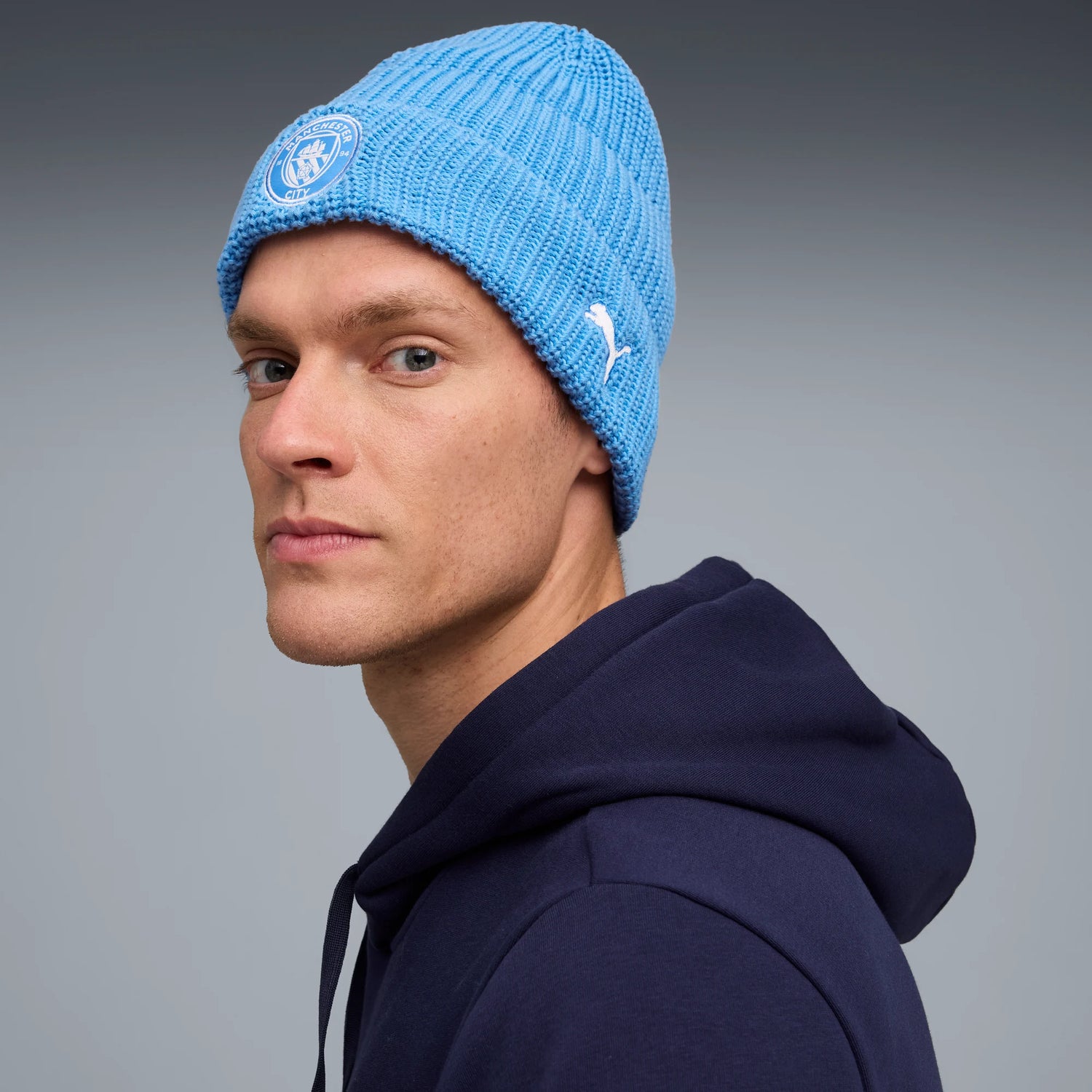 Puma 2025-26 Manchester City Essentials Beanie (Model 1)