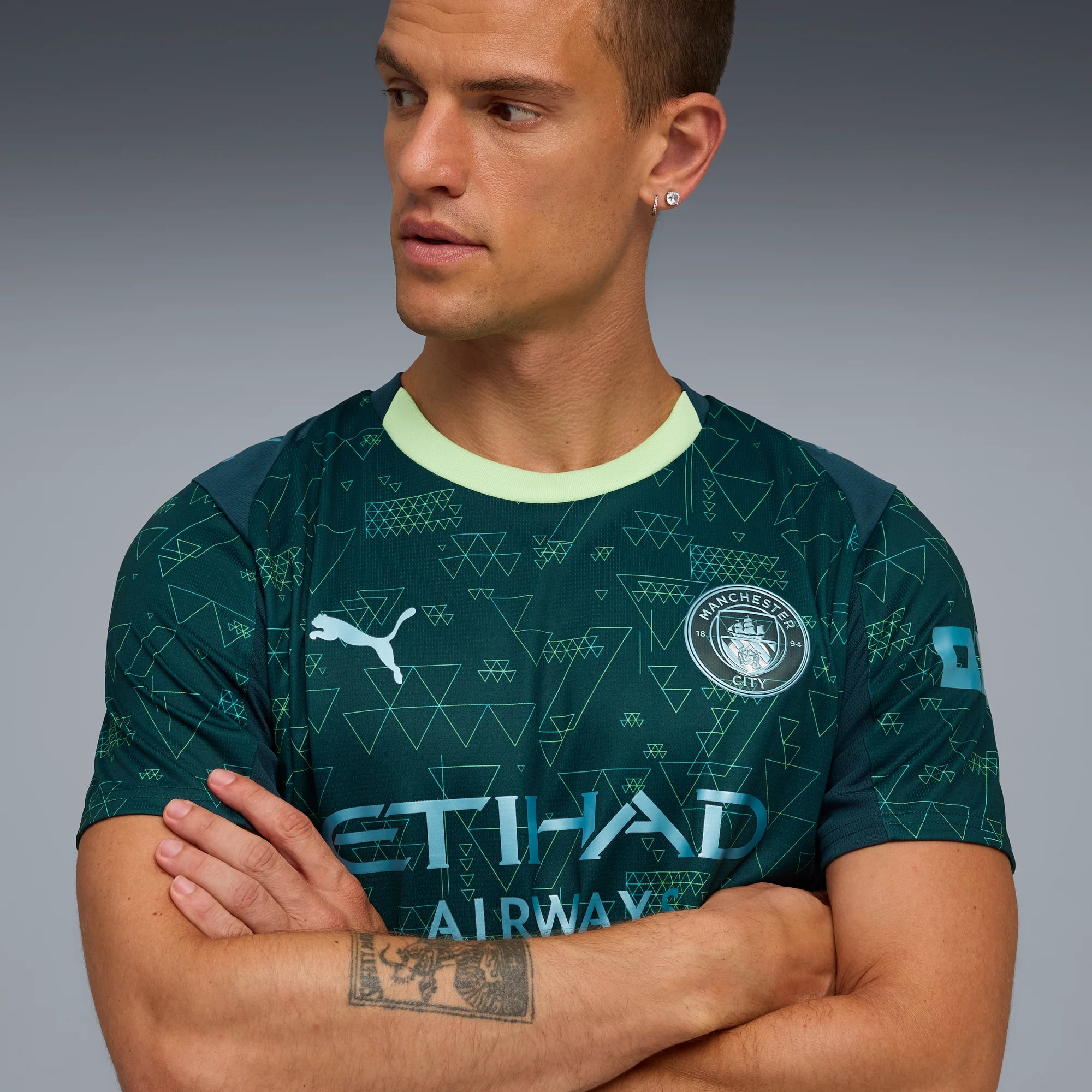 Puma 2025-26 Manchester City Men's Stadium Fourth Soccer Jersey (Detail 1)