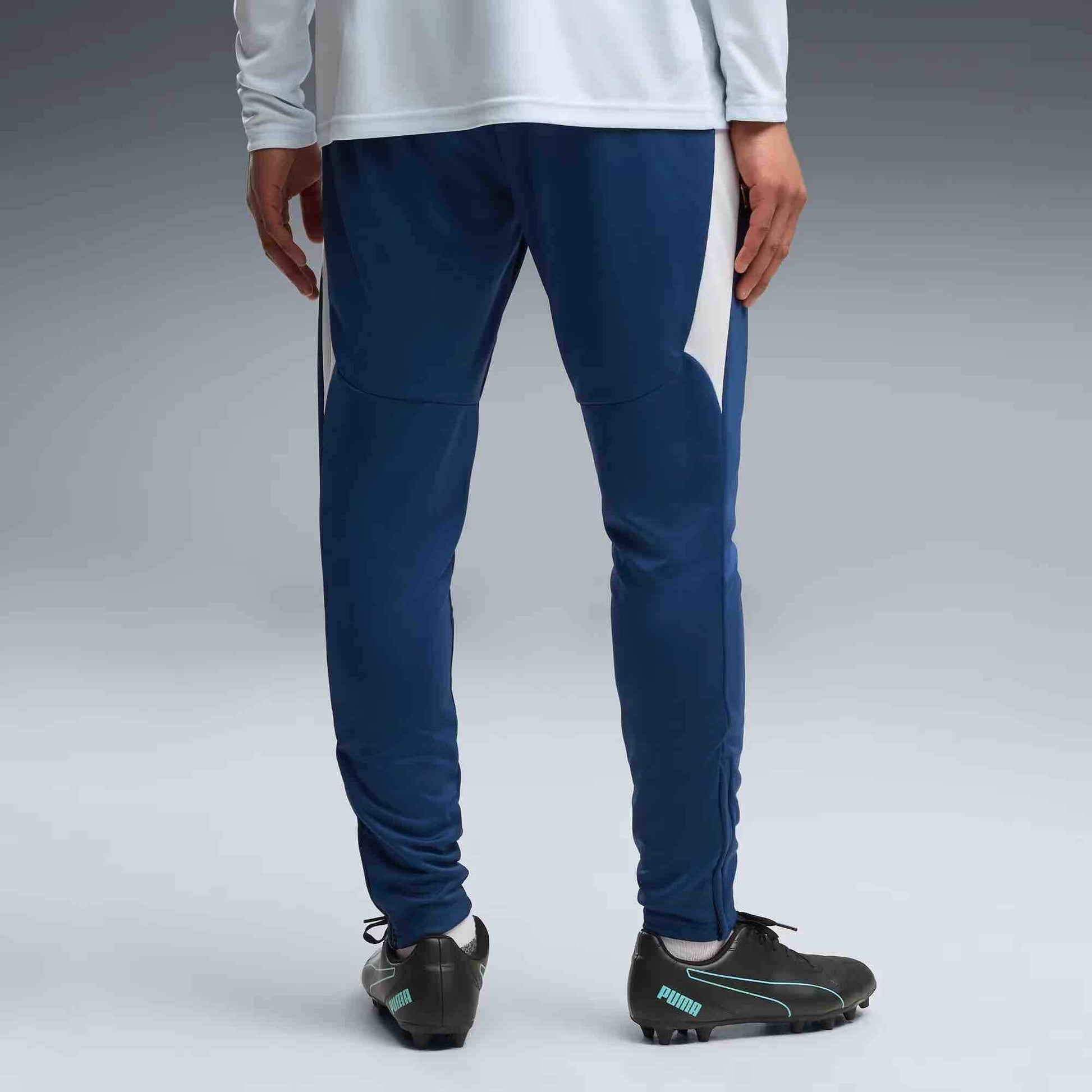 Puma 2026-27 Manchester City Men's Training Pants (Model - Back)