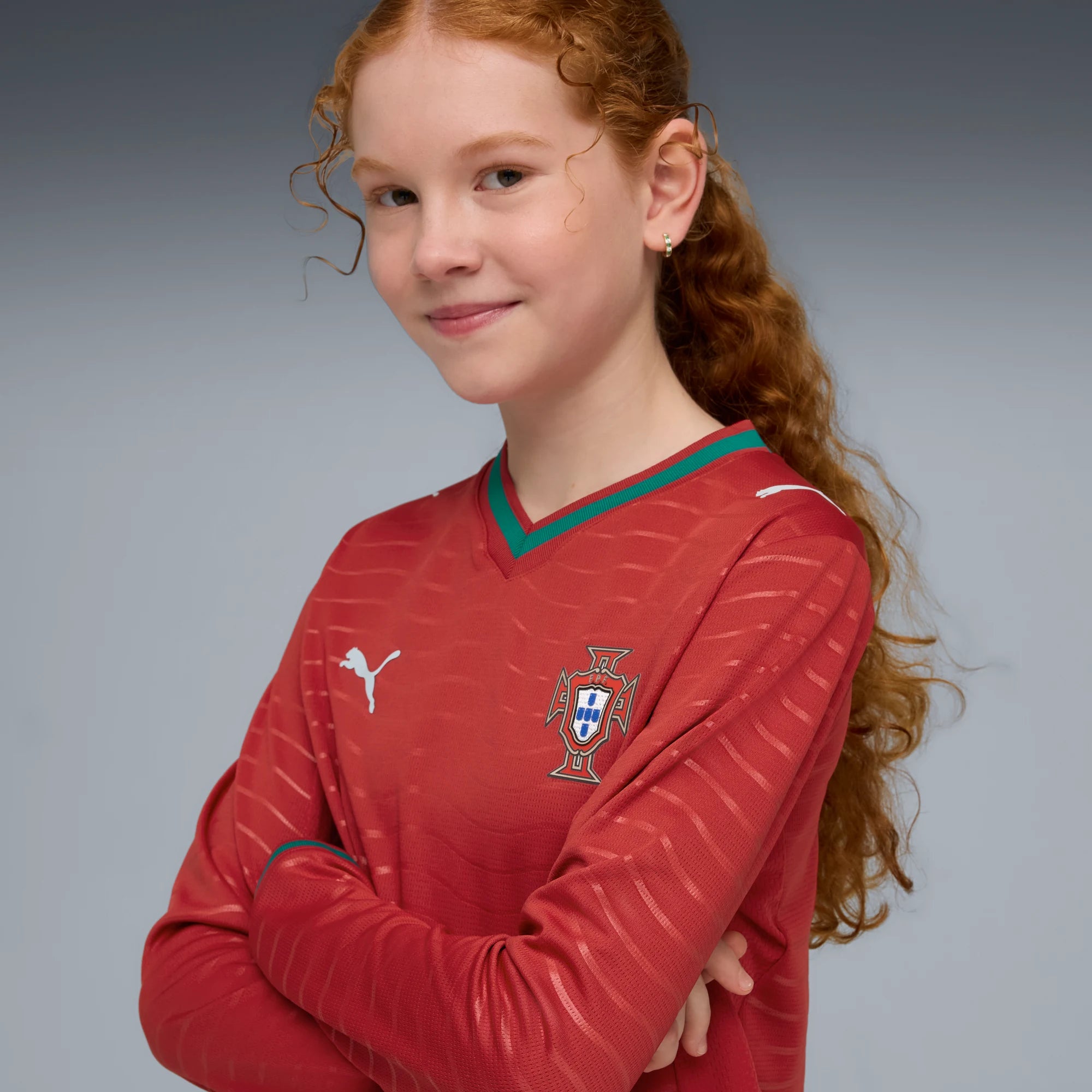 Puma 2026 Portugal Youth Stadium Home Long-Sleeve Jersey (Detail 1)