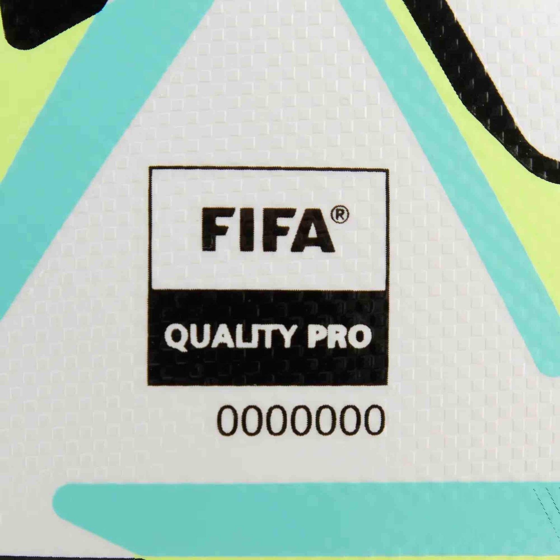 Puma Stellar Pro Soccer Ball (Detail 1)