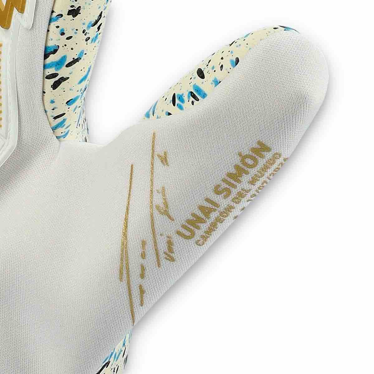 Reusch Attrakt Freegel Fusion Unai Simon WC Champion Goalkeeper Gloves (Detail 5)