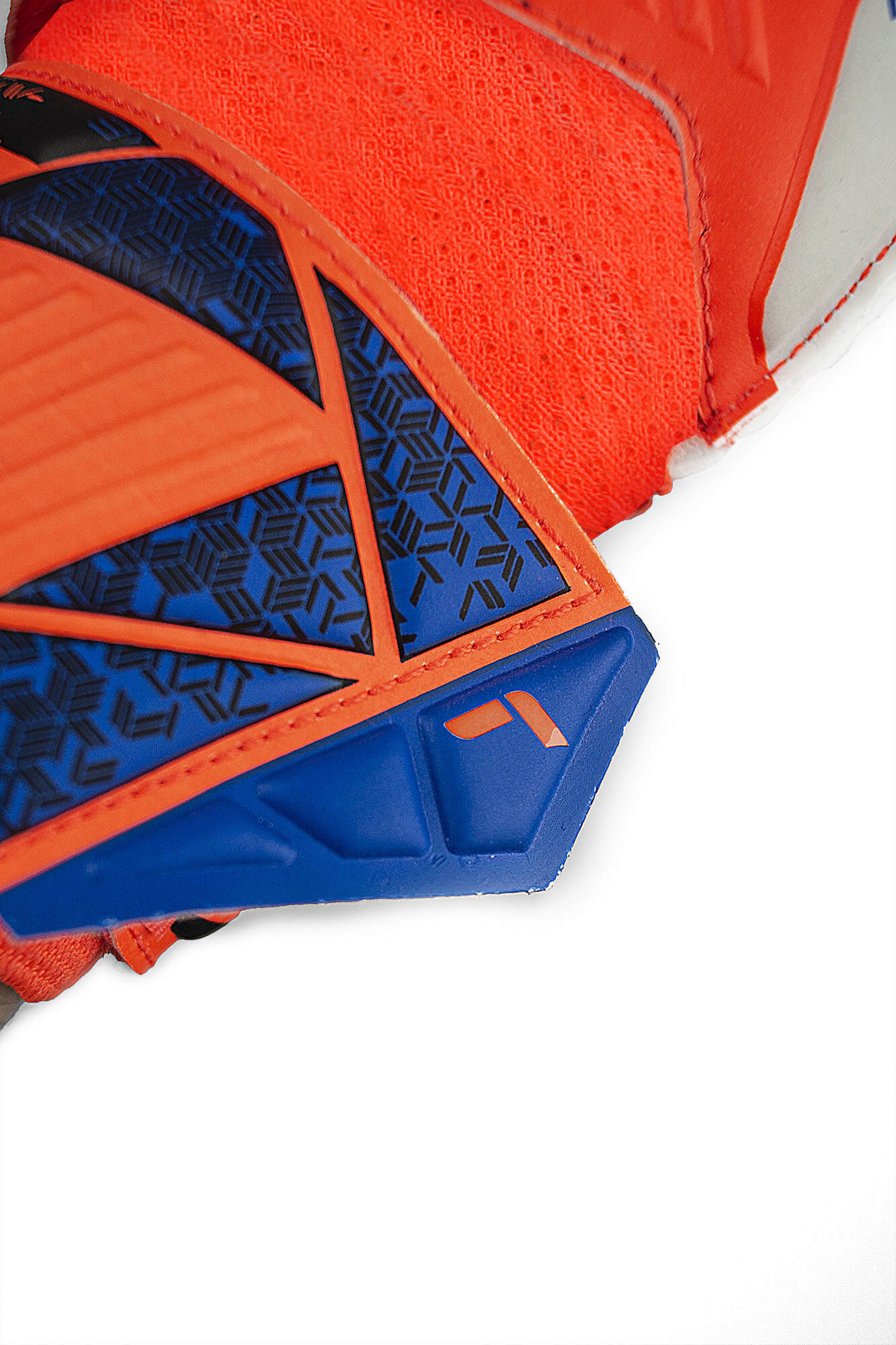 Reusch JR Attrakt Solid FS Goalkeeper Glove Hyper Orange Electric Blue (Detail 3)