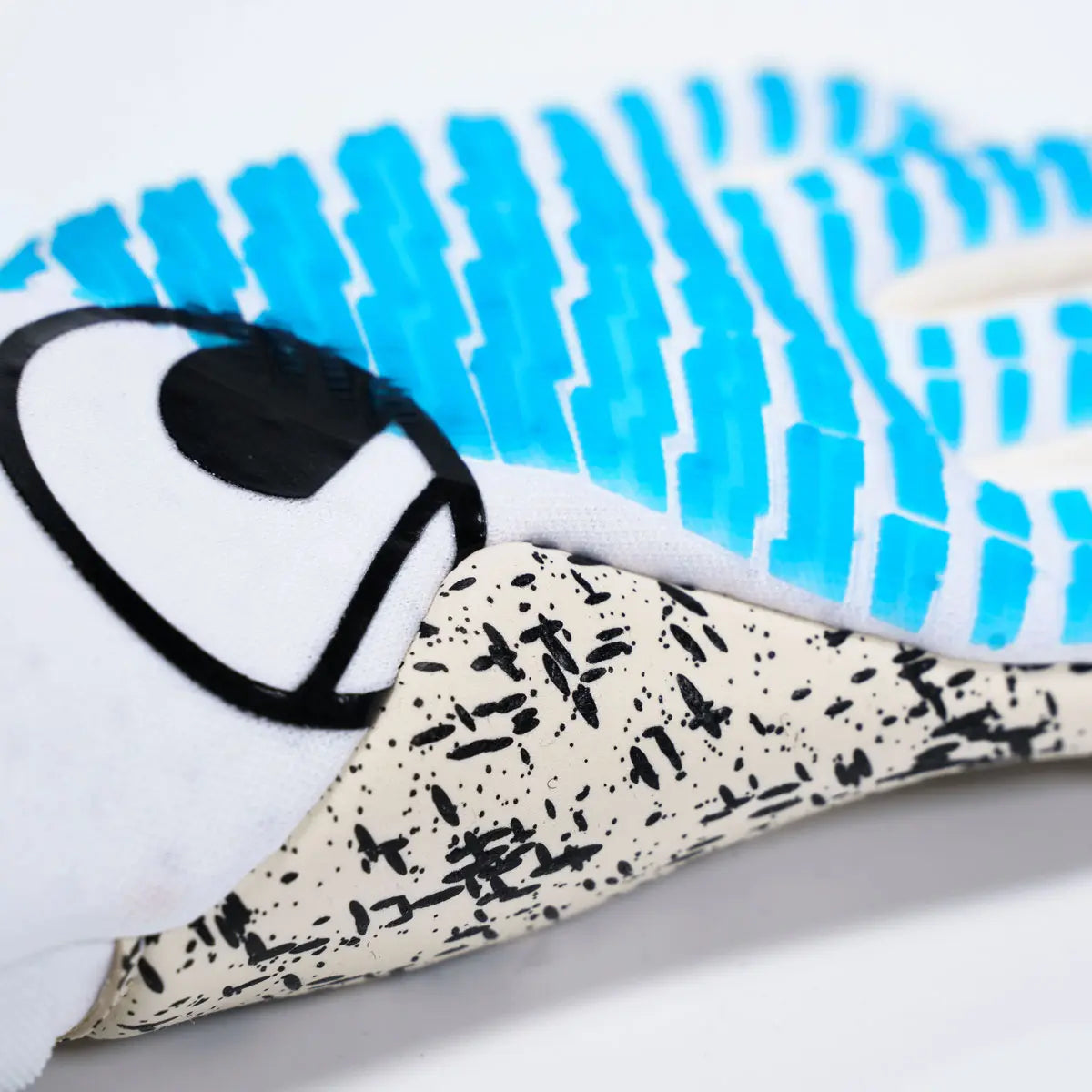 Uhlsport Cybertec Supergrip+ HN Goalkeeper Gloves (Detail 4)