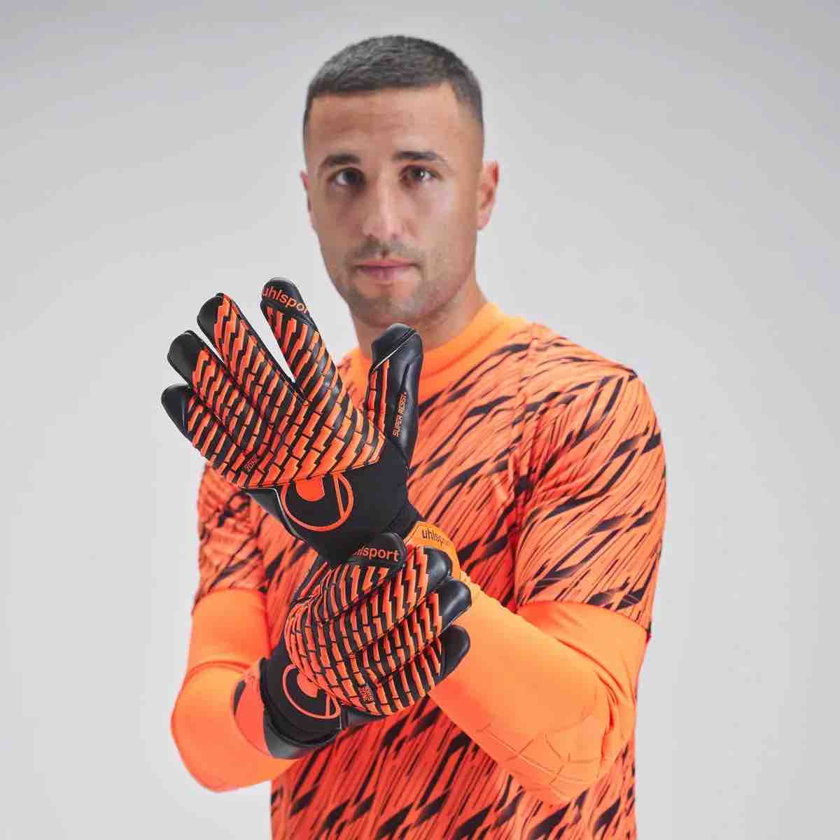 Uhlsport Super Resist+ HN Goalkeeper Gloves (Model 1)