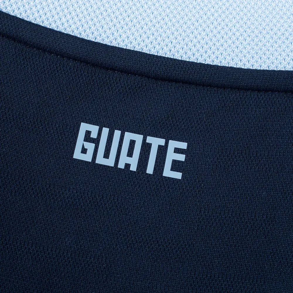 Umbro 2025-2026 Guatemala Men's Away Long-Sleeve Soccer Jersey (Detail 2)