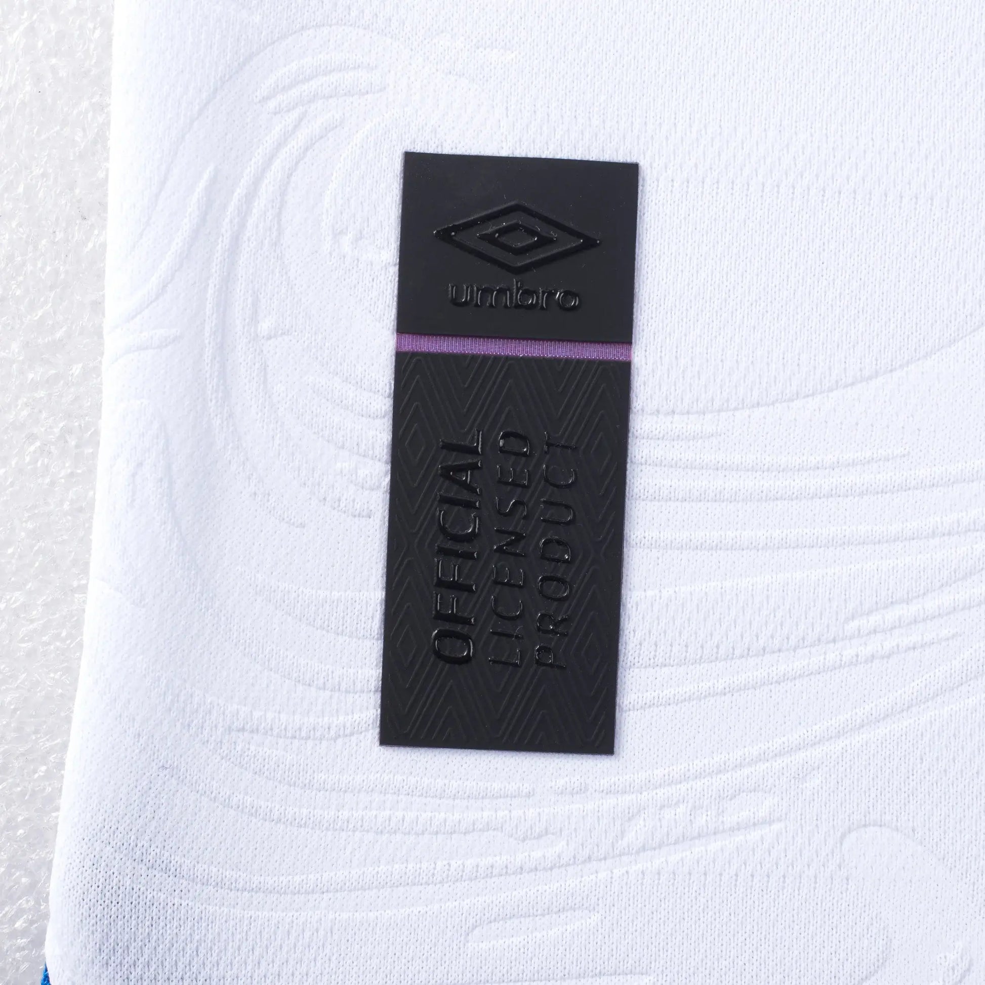 Umbro 2025-26 El Salvador Men's Stadium Away Soccer Jersey (Detail 3)