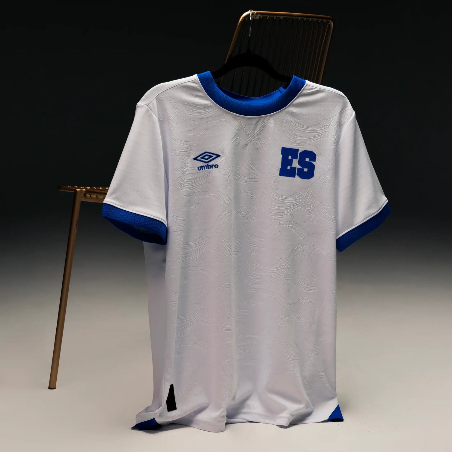 Umbro 2025-26 El Salvador Men's Stadium Away Soccer Jersey (Display)