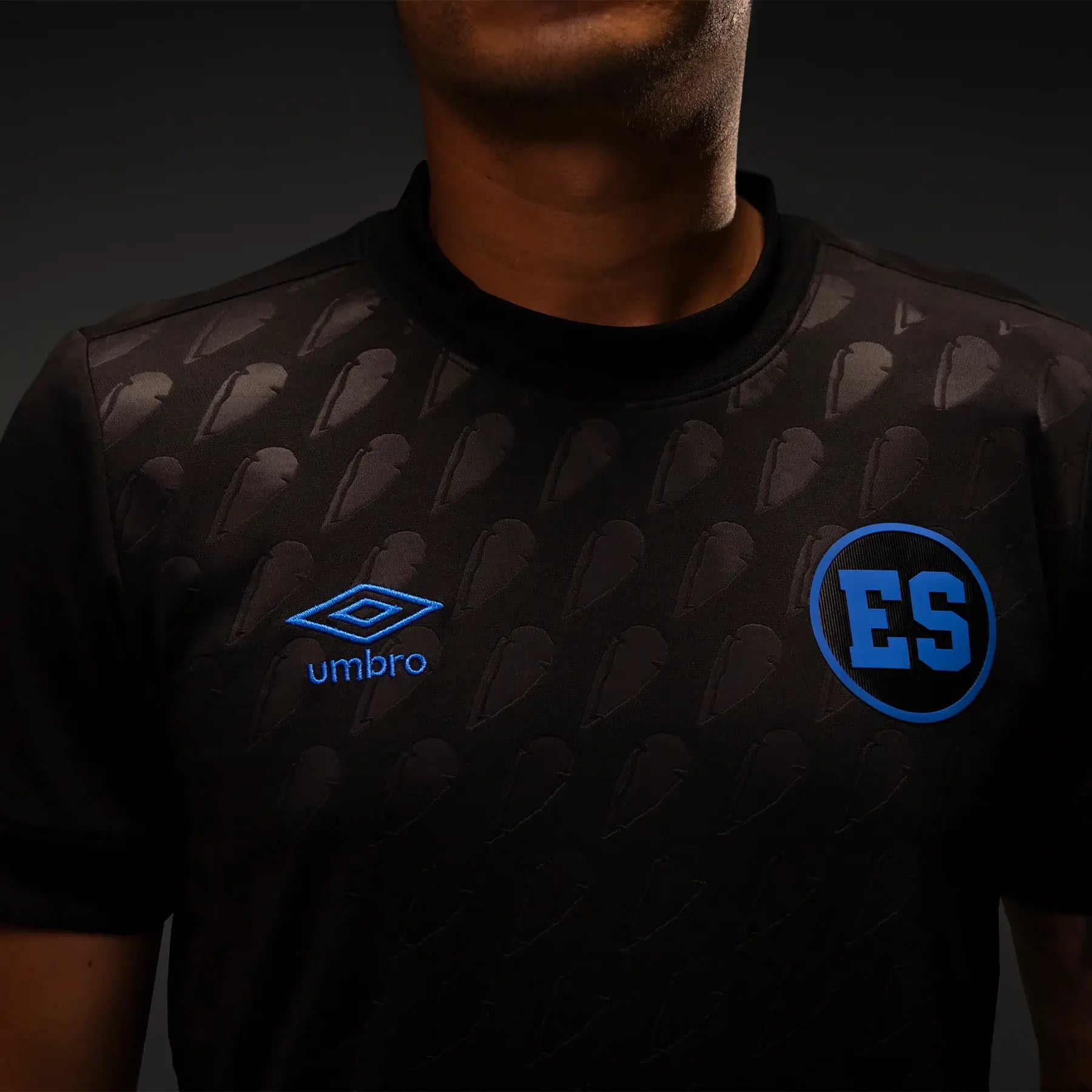 Umbro 2025-26 El Salvador Men's Stadium Third Soccer Jersey (Model - Detail 1)