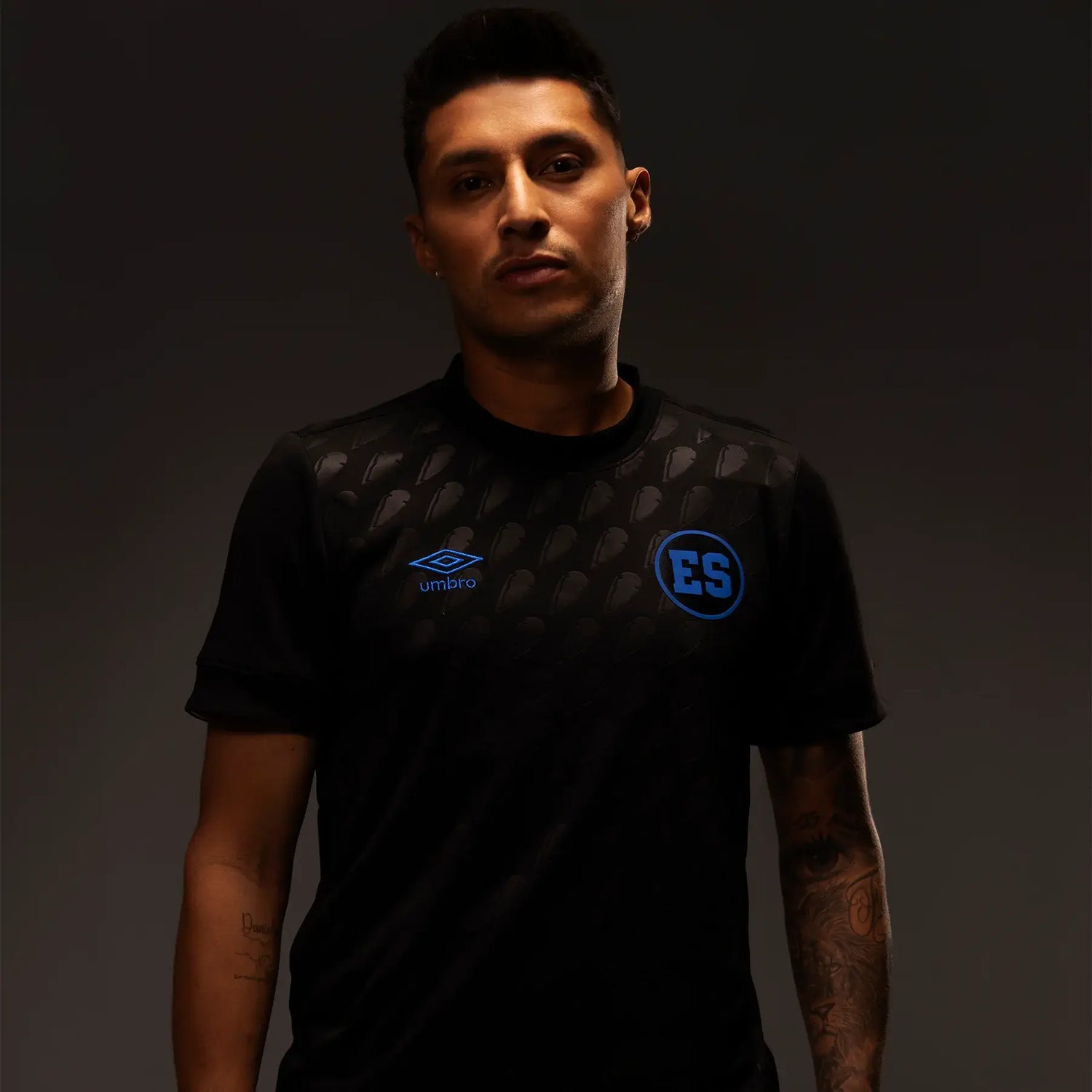 Umbro 2025-26 El Salvador Men's Stadium Third Soccer Jersey (Model - Front 1)