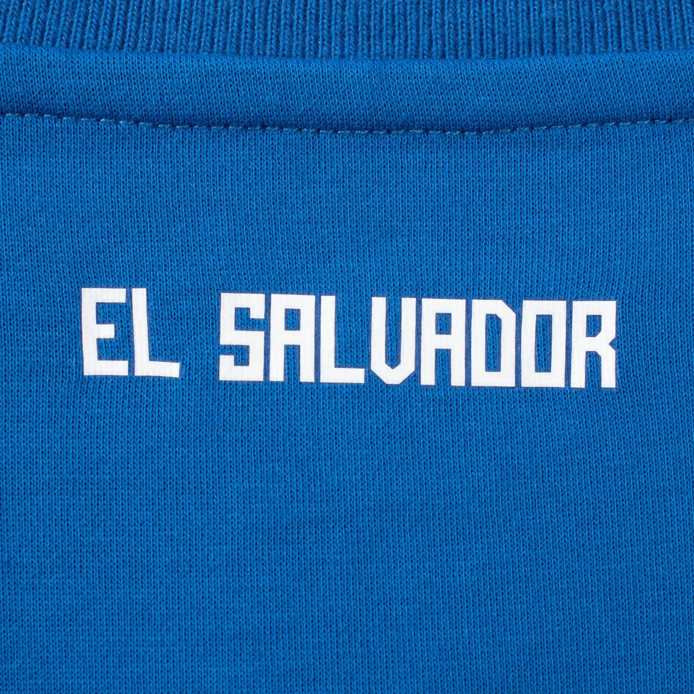 Umbro 2025-26 El Salvador Men's Team Polo (Detail 3)