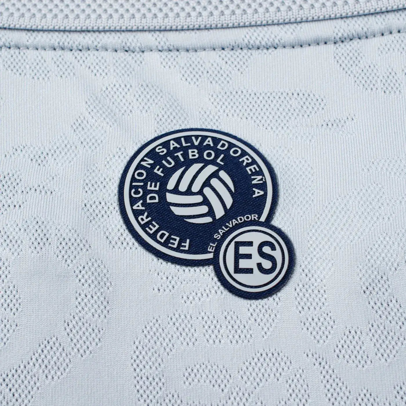 Umbro 2026-27 El Salvador Men's Authentic Away Long-Sleeve Soccer Jersey