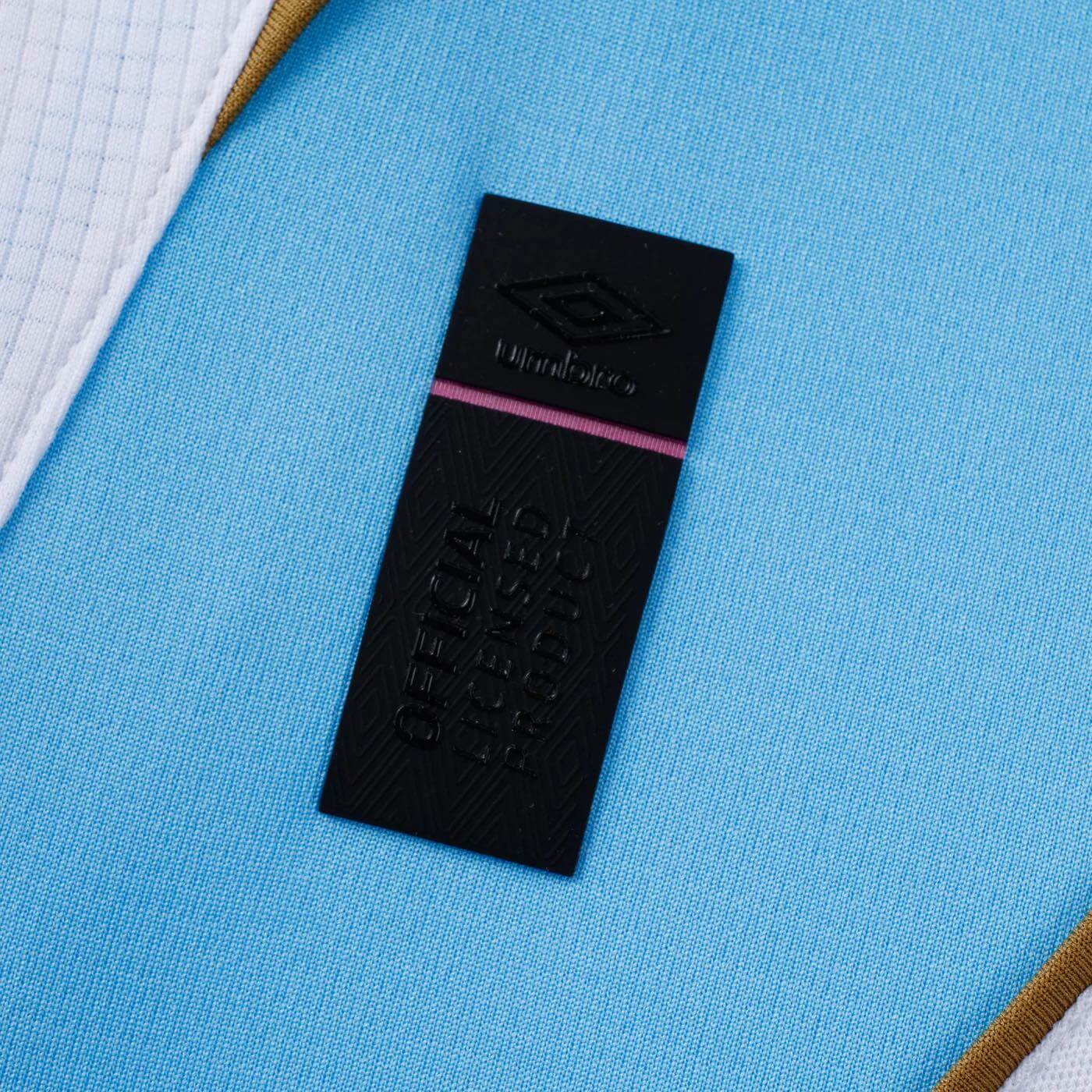 Umbro 2026-27 Guatemala Men's Authentic Home Soccer Jersey (Detail 3)