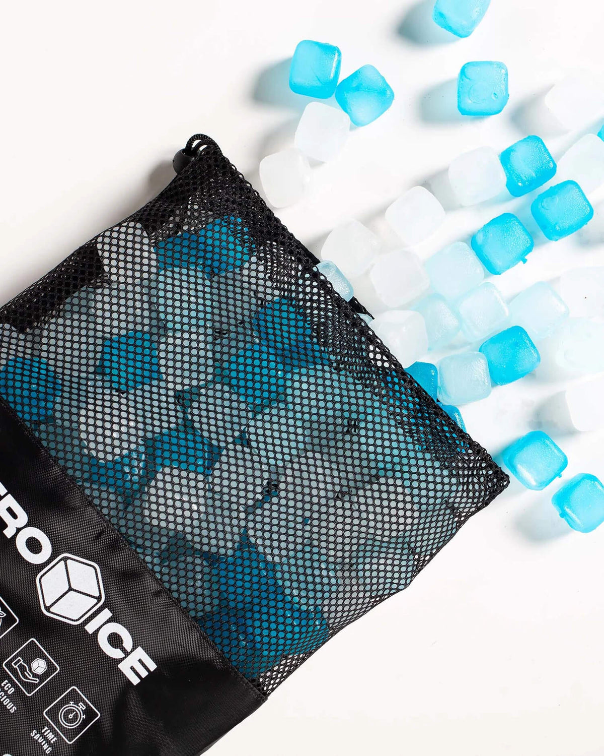 Zero Ice Reusable Cubes (Detail 1)