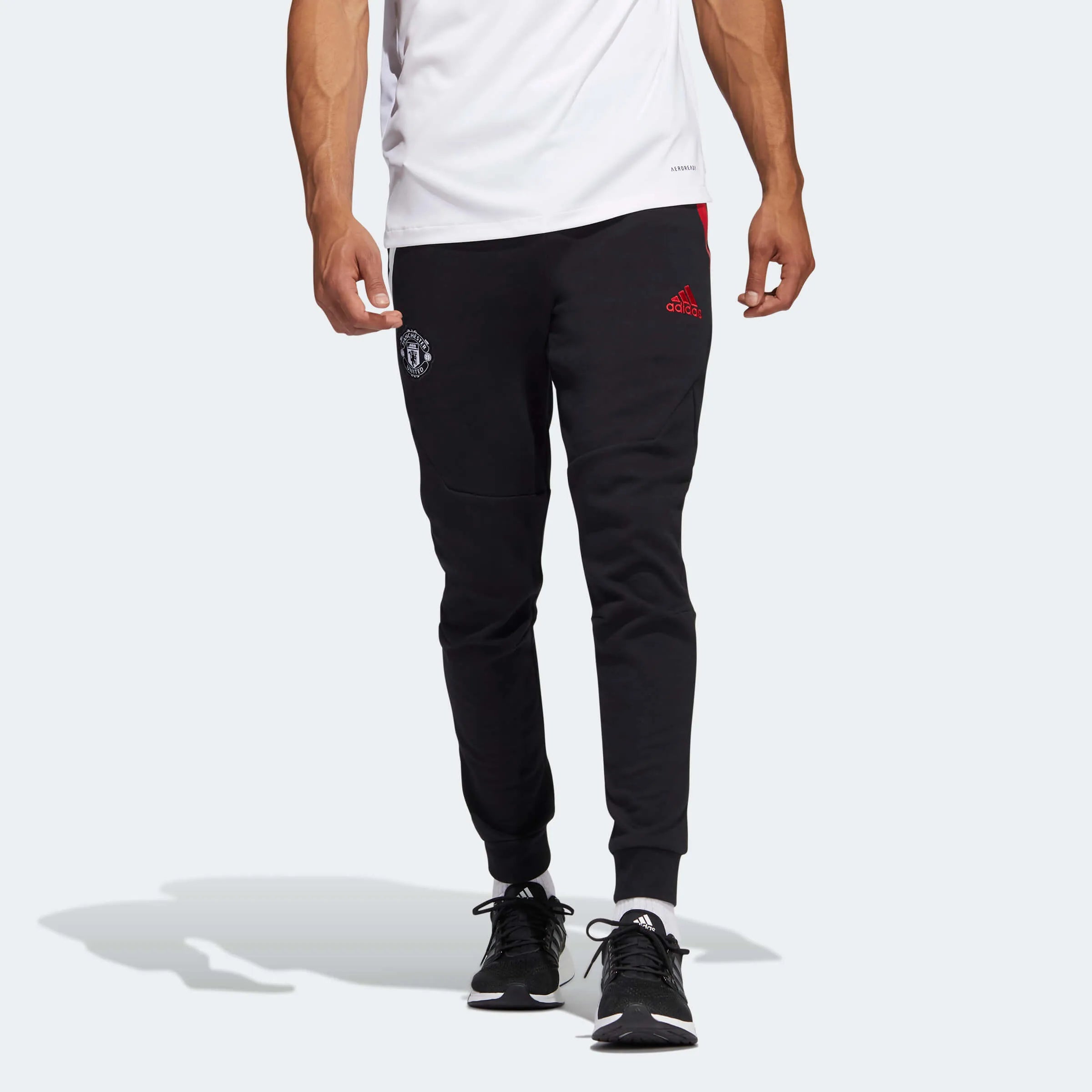 adidas 2022-23 Manchester United Travel Pants - Black-Red (Model - Front)