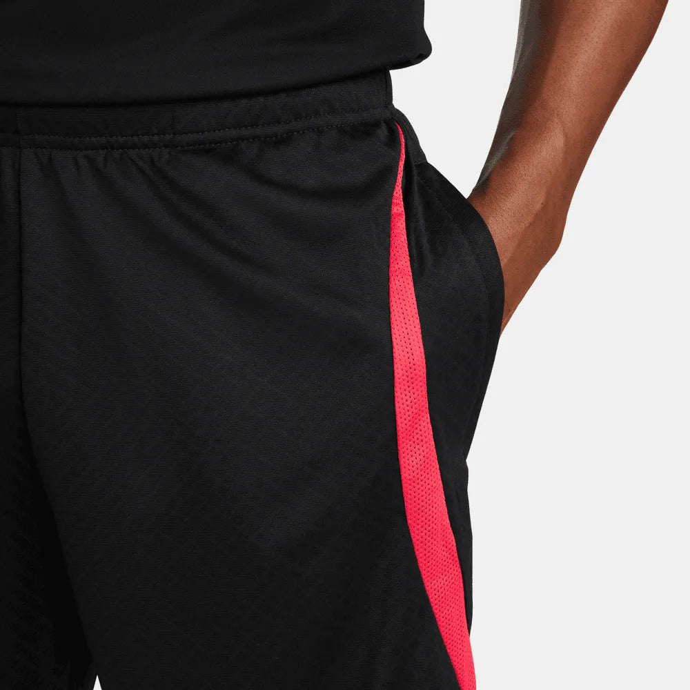 Nike 2022-23 Liverpool DF Strike Shorts - Black-Siren Red (Detail 2)