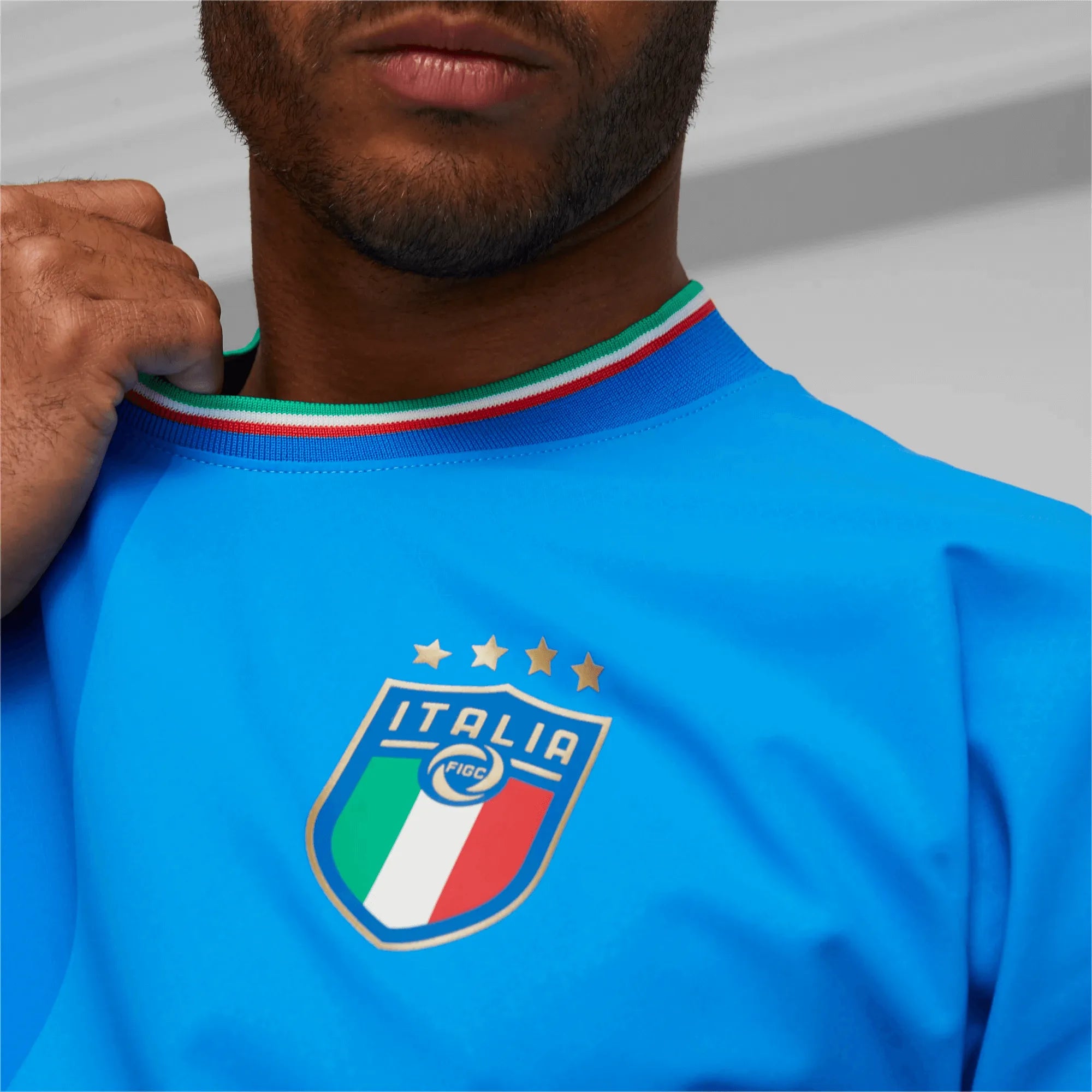 Puma 2022-23 Italy Authentic Home Jersey - Ignite Blue-Ultra Blue (Detail 1)