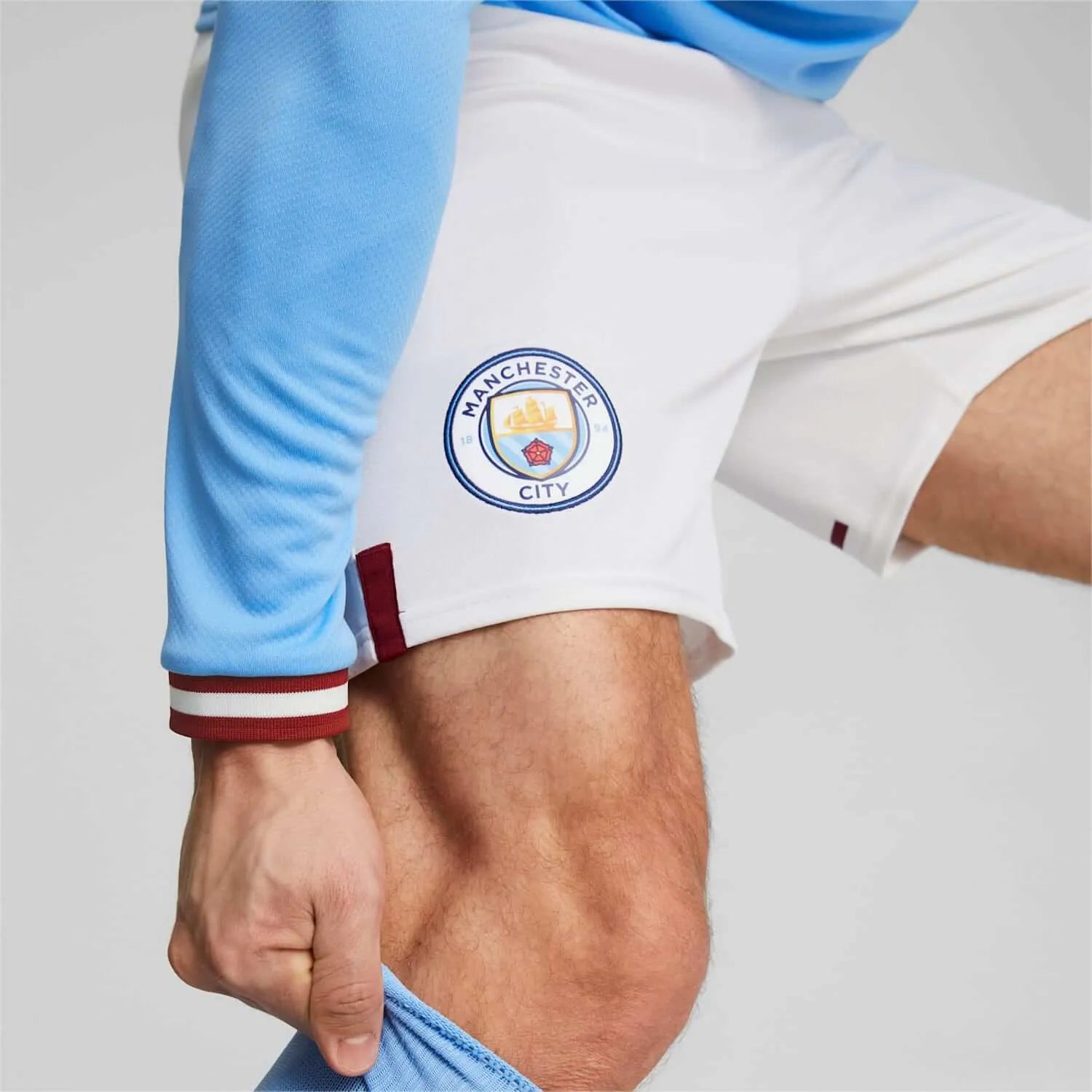 Puma 2022-23 Manchester City Home Shorts - White (Detail 2)