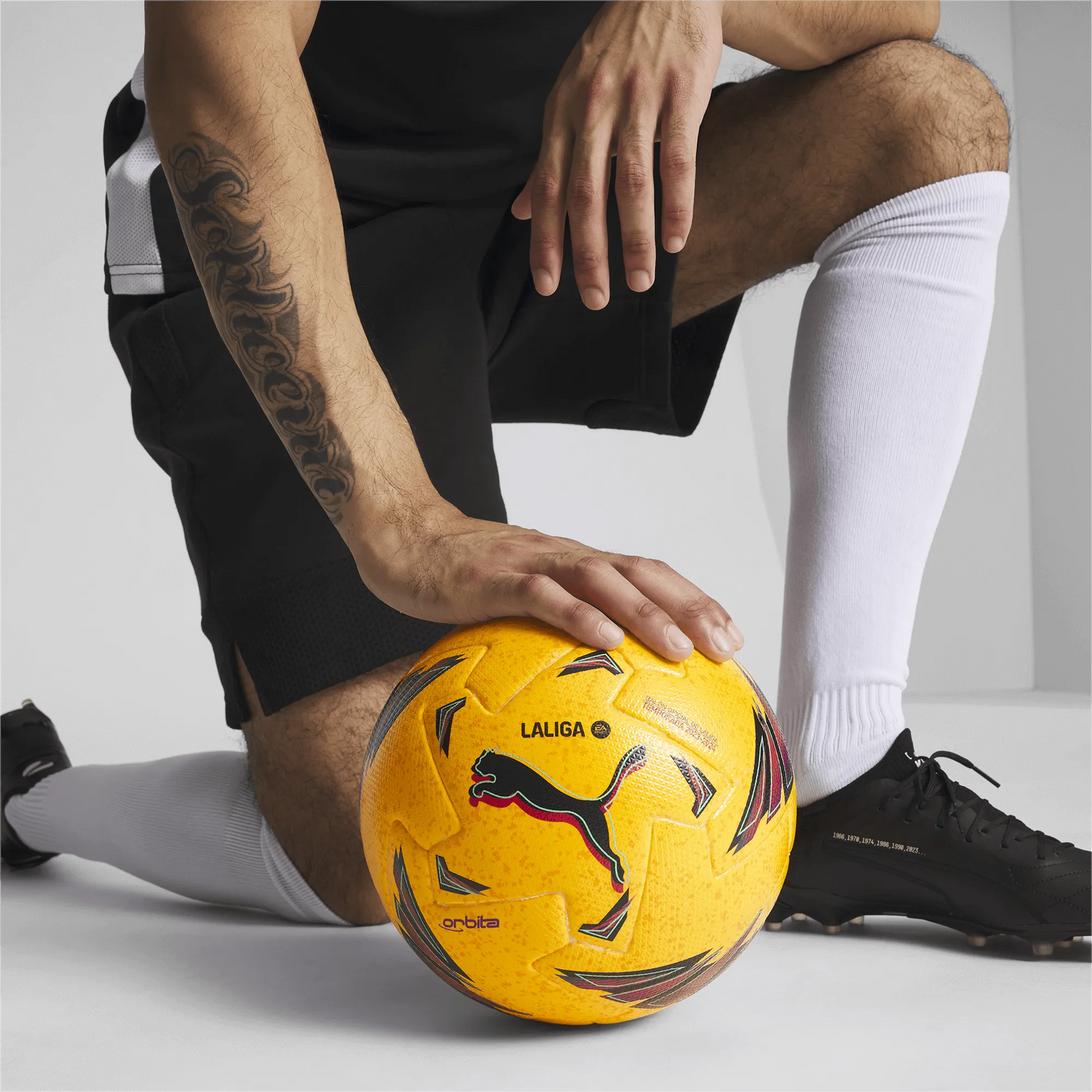 Puma 2023-24 Orbita LaLiga 1 YW Match Ball (Model 1)