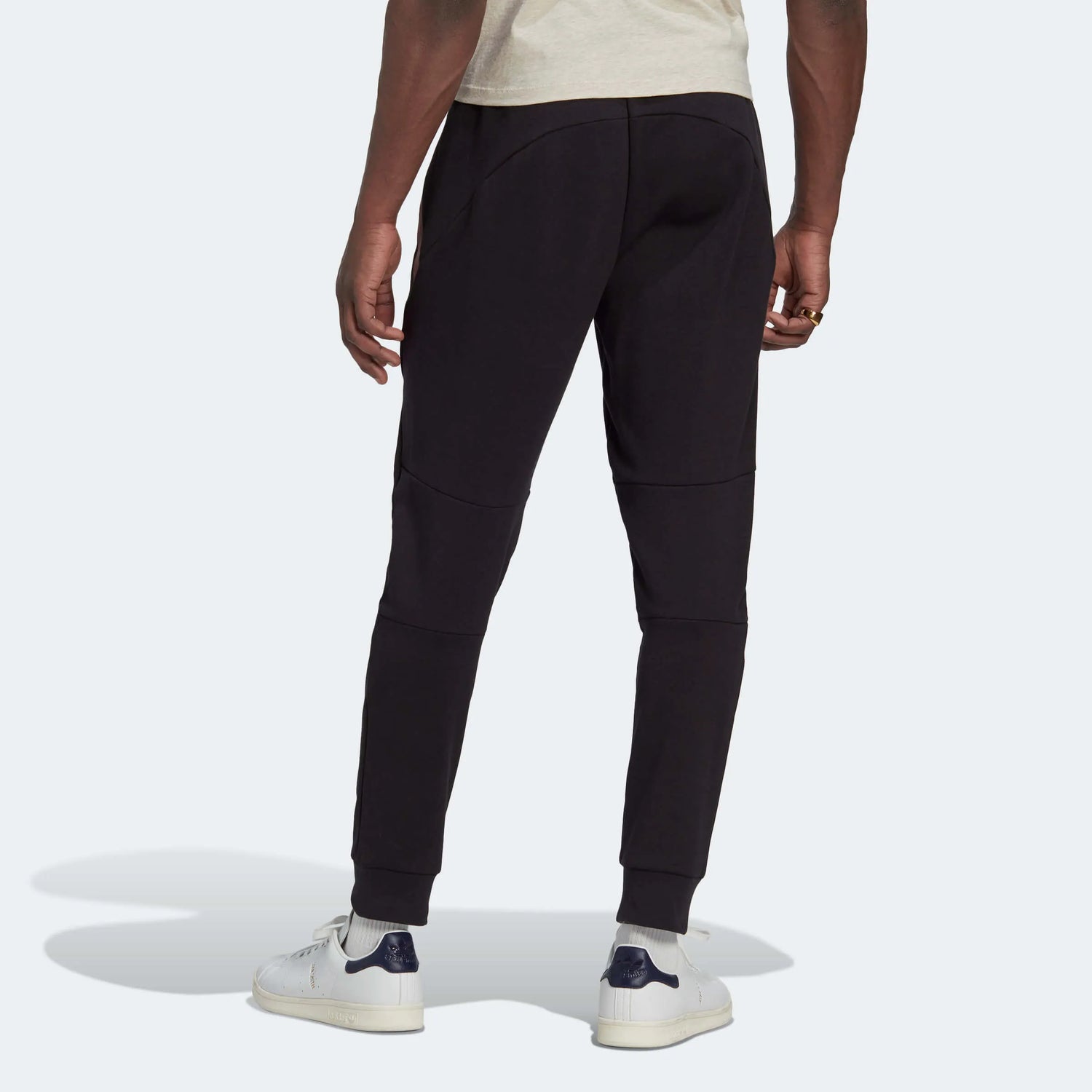 adidas 2022-23 Real Madrid Travel Pants - Black-Pink (Model - Back)