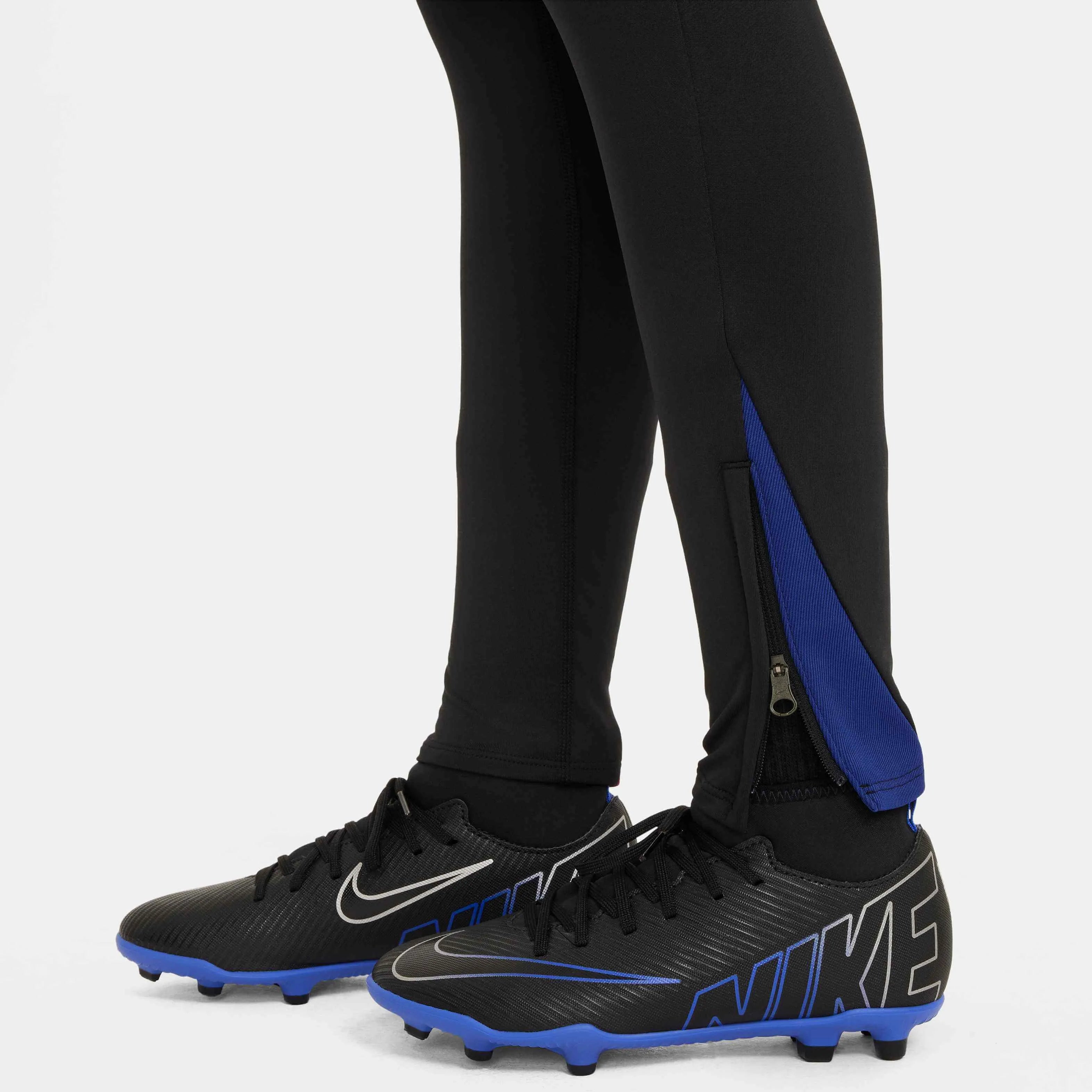 Nike 2024-25 Barcelona Youth Strike Pants (Detail 4)