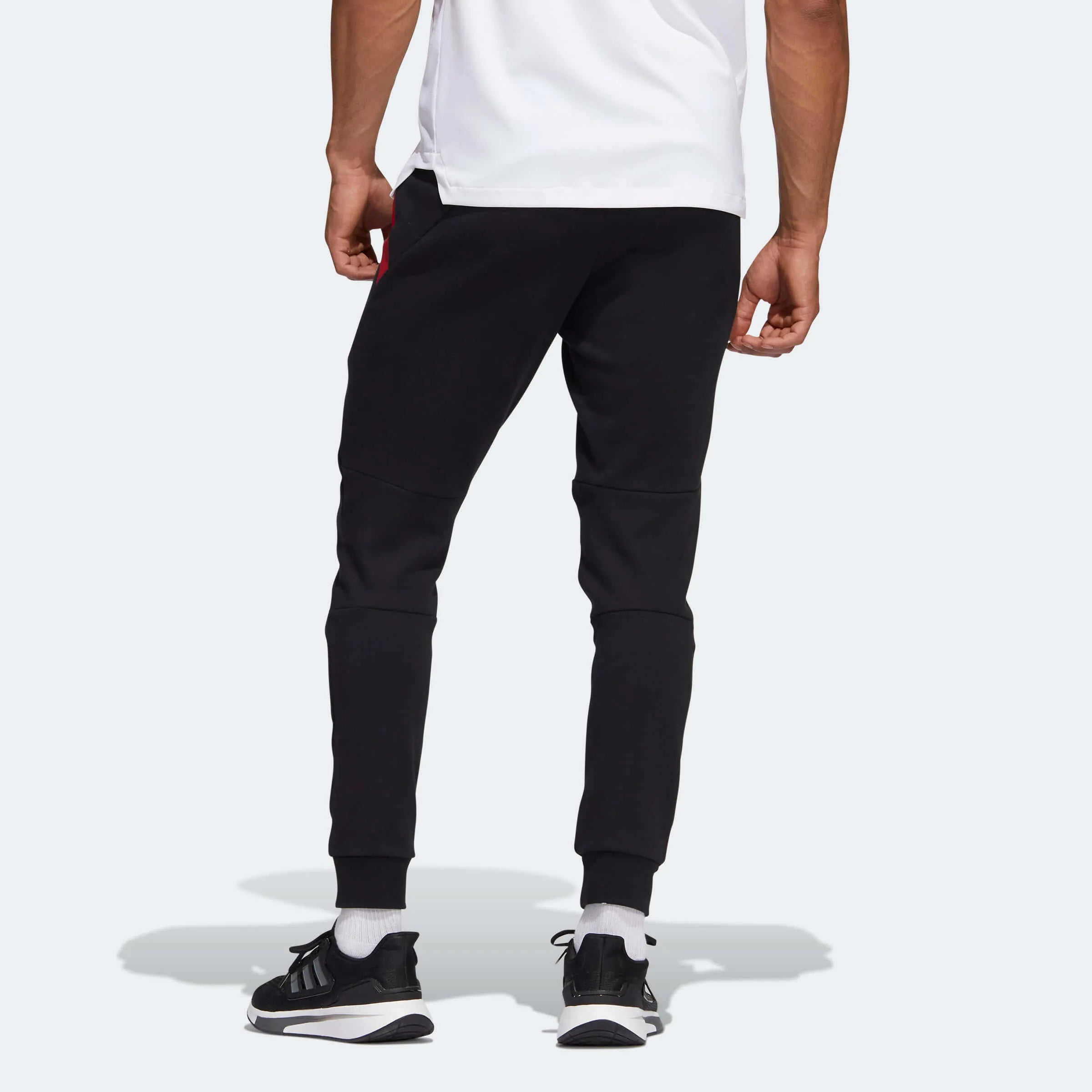 adidas 2022-23 Manchester United Travel Pants - Black-Red (Model - Back)