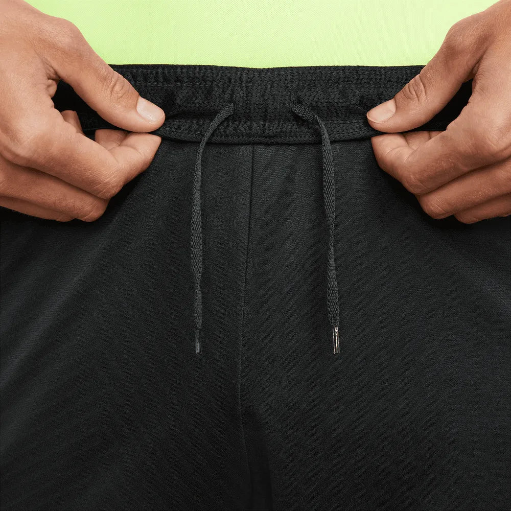 Nike 2022-23 Tottenham Strike Shorts - Black-Volt (Detail 1)