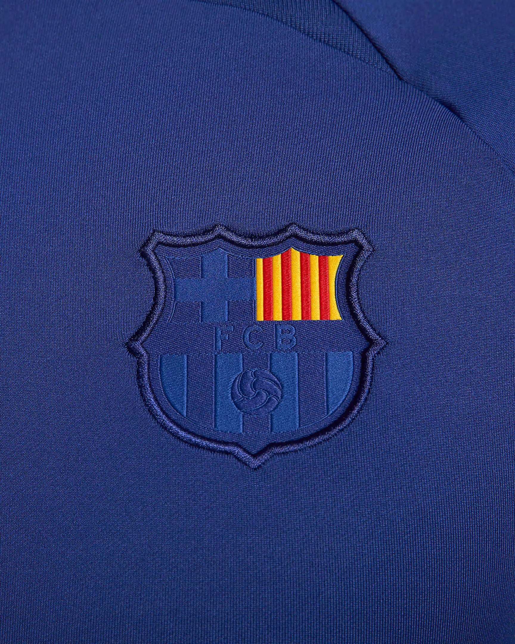 Nike 2023-24 Barcelona Men's Strike DF Drill Top (Detail 4)