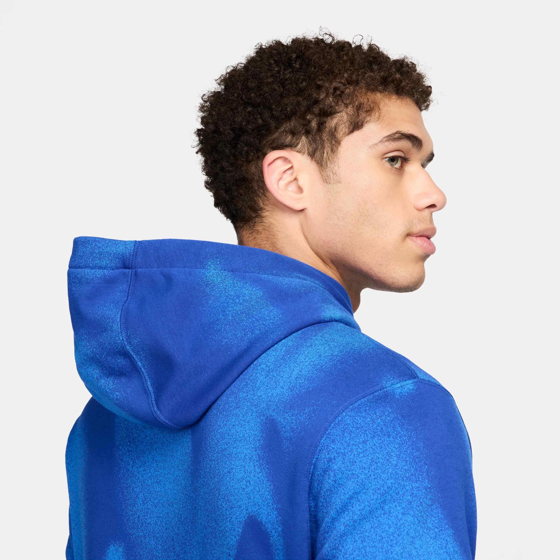 Nike 2024-25 USA Men's Club Pullover Hoodie (Detail 2)