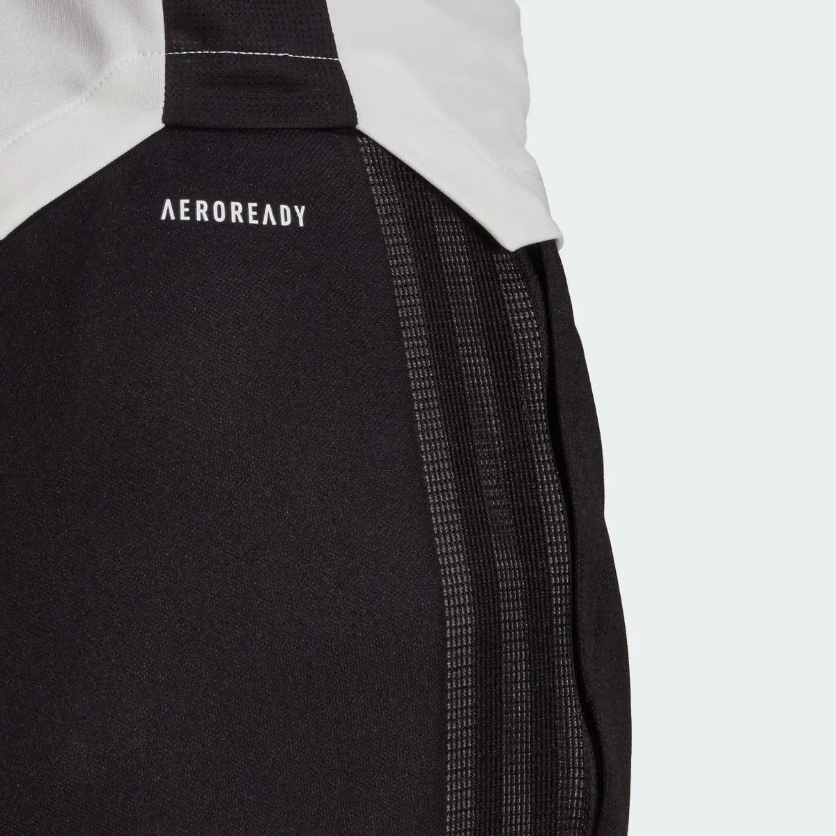 Adidas 2021-22 Juventus Training Pants - Black