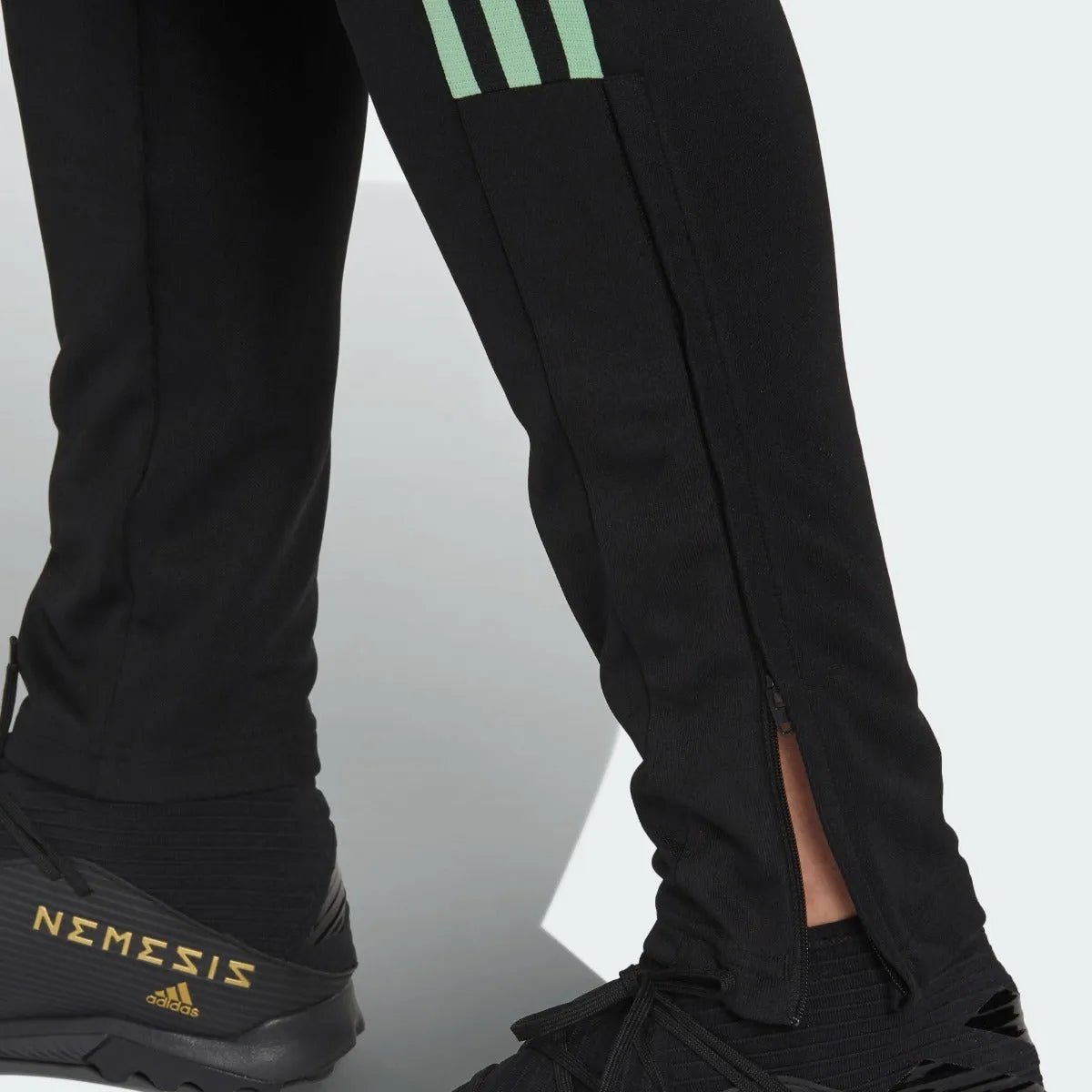 Adidas 2021 Manchester United Pants - Black