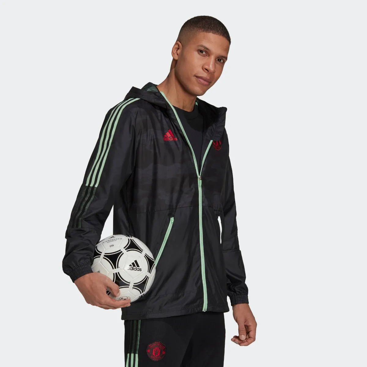 Adidas 2021 Manchester United Windbreaker Jacket - Black