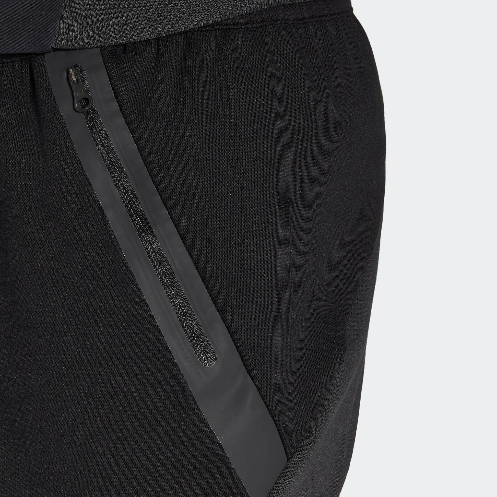 adidas 2022-23 Juventus Travel Pants - Carbon Black (Detail 2)