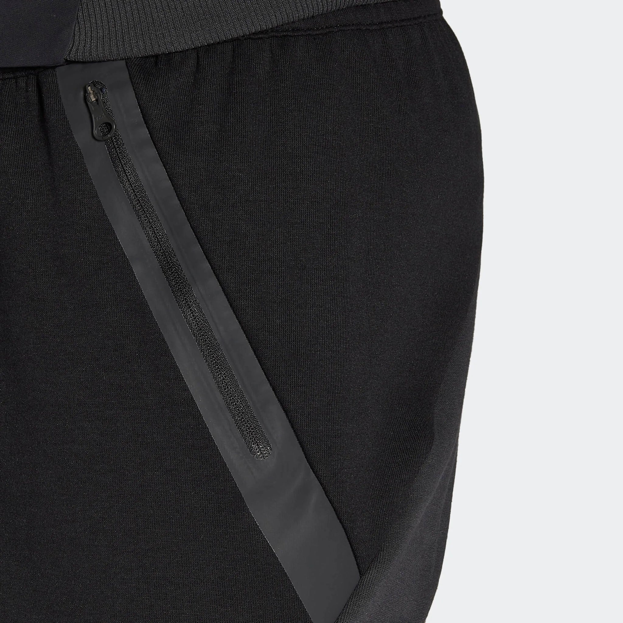 adidas 2022-23 Juventus Travel Pants - Carbon Black (Detail 2)